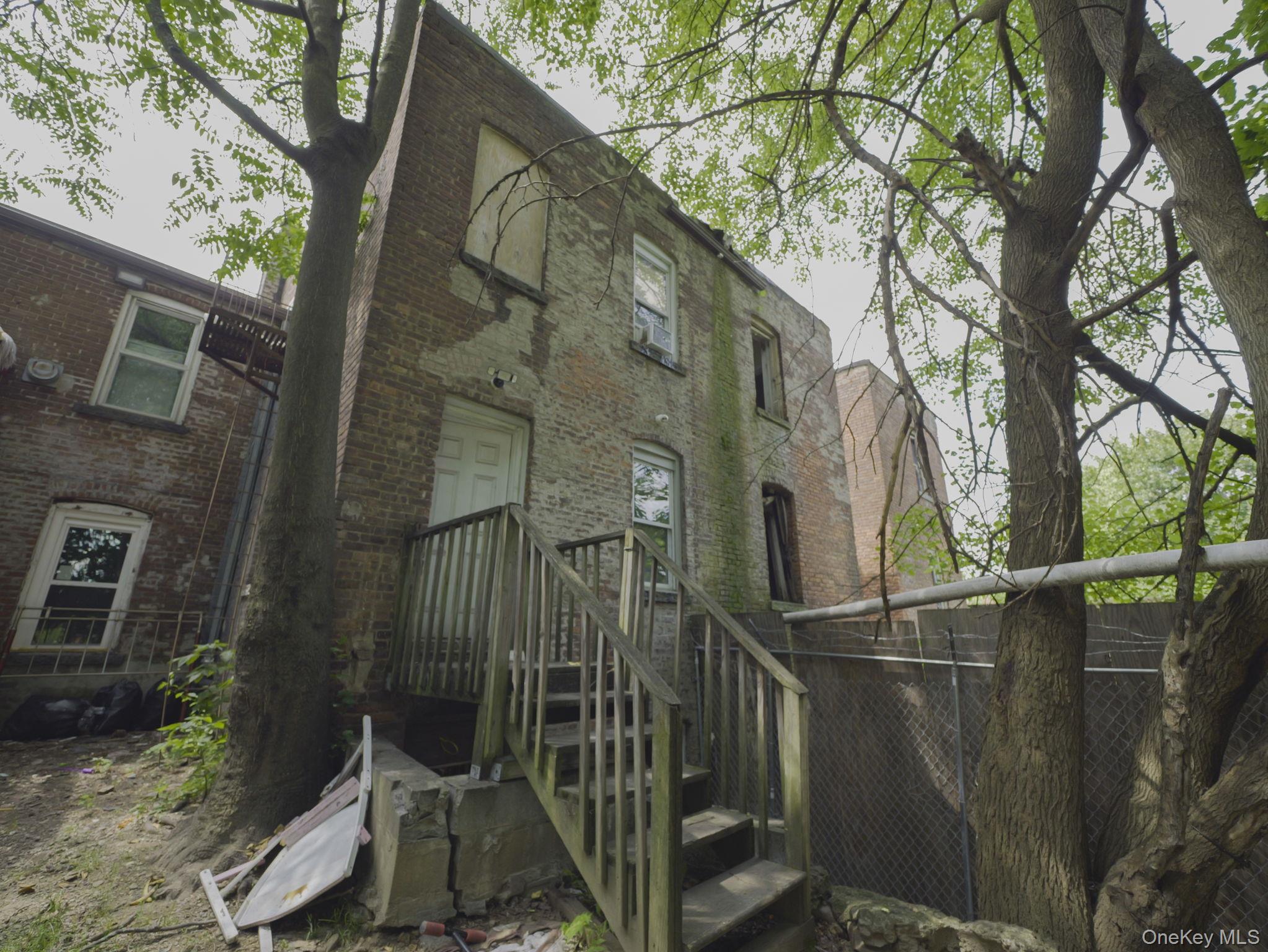 #6 photo, 83 William Street, Newburgh , NY 12550