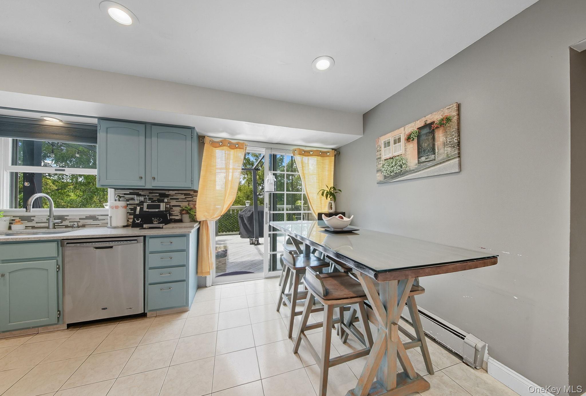 #17 photo, 2 Dawn Court, Chester , NY 10918