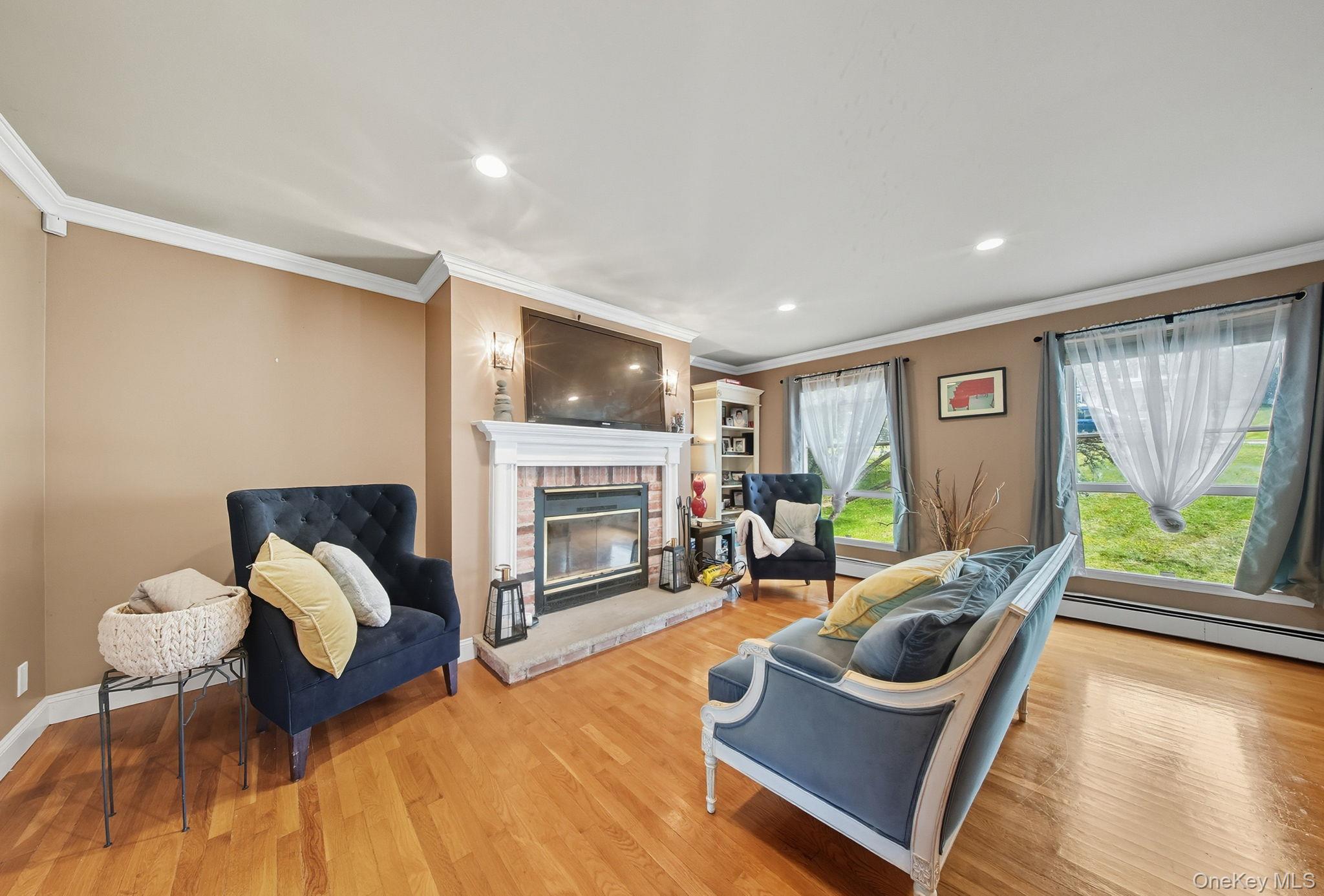 #5 photo, 2 Dawn Court, Chester , NY 10918