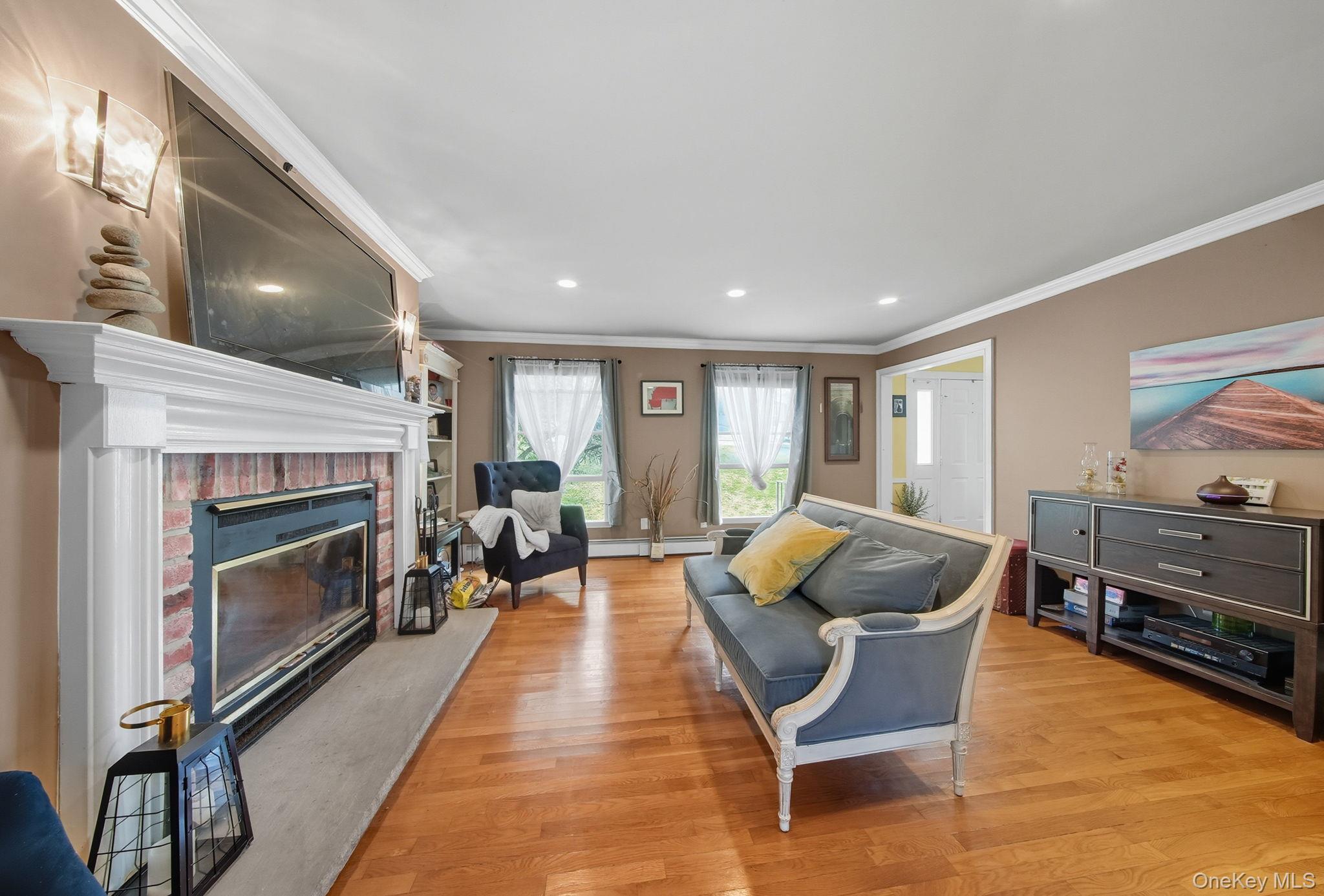 #7 photo, 2 Dawn Court, Chester , NY 10918