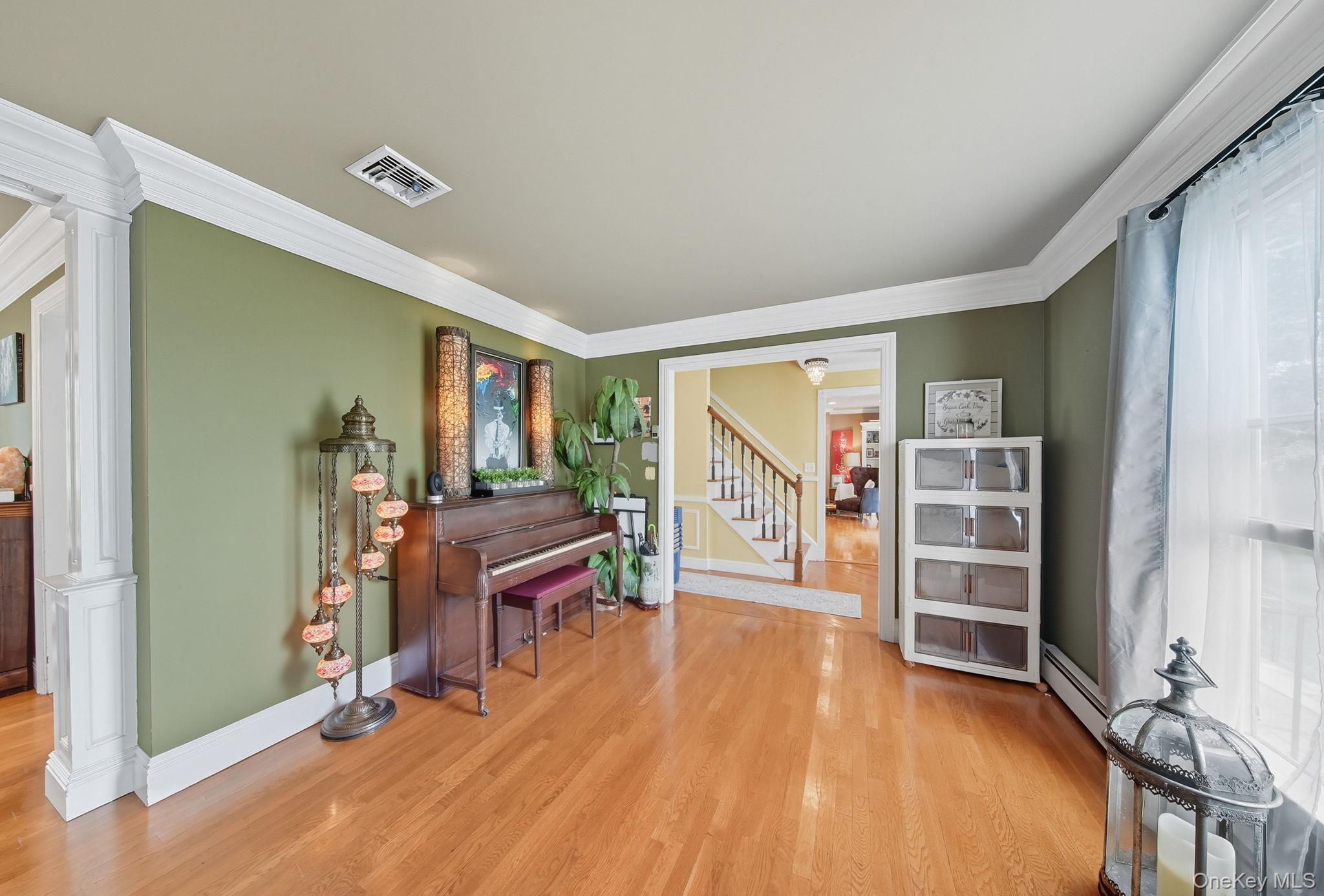 #8 photo, 2 Dawn Court, Chester , NY 10918