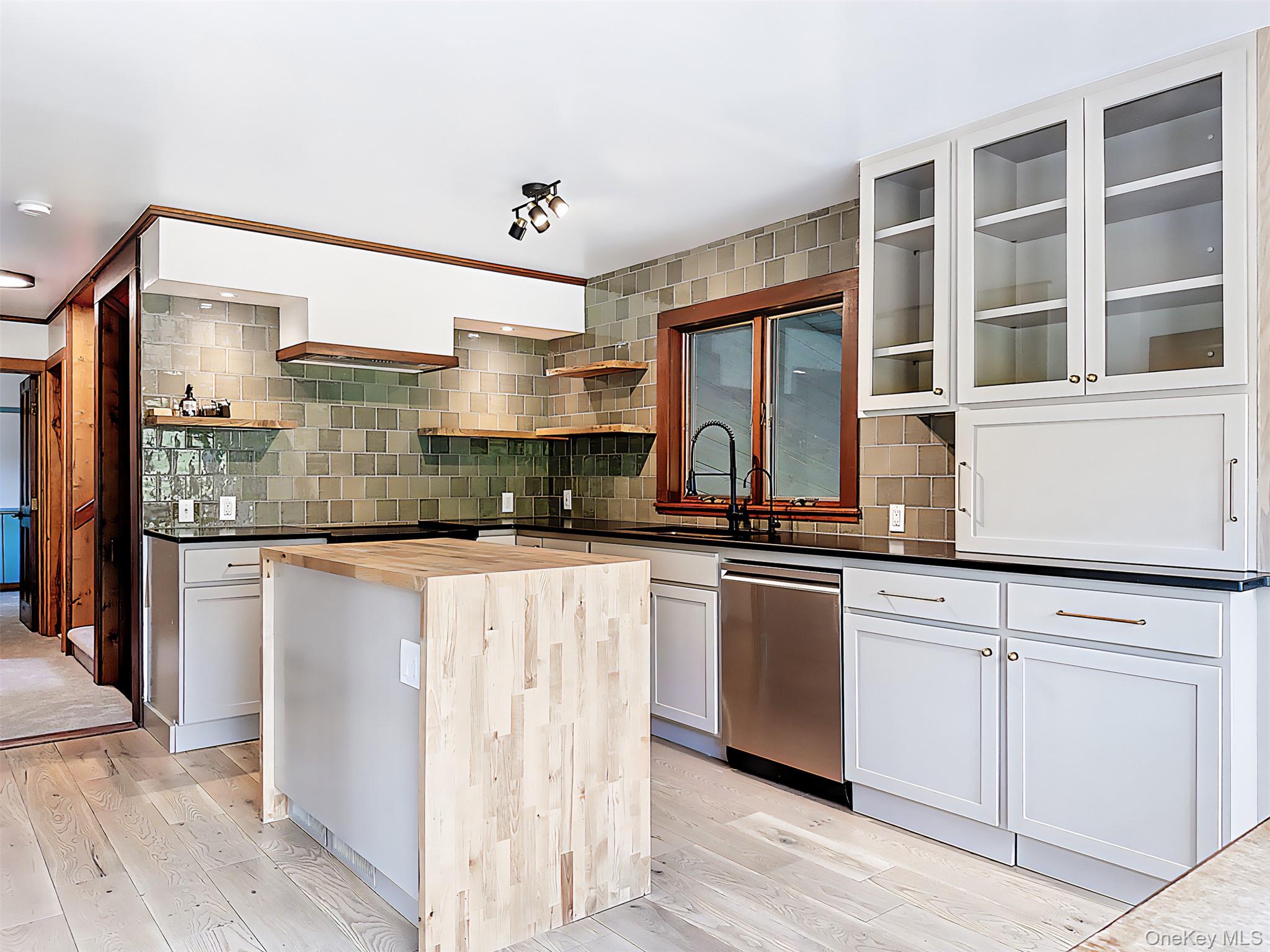 #13 photo, 15 Deans Way, Neversink , NY 12765