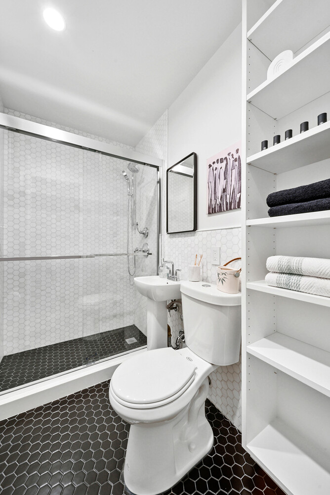 #7 photo, 212 E 77TH Street, マンハッタン Lenox Hill , NY 10075