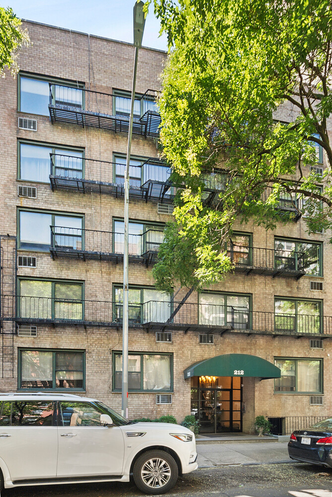 #8 photo, 212 E 77TH Street, マンハッタン Lenox Hill , NY 10075