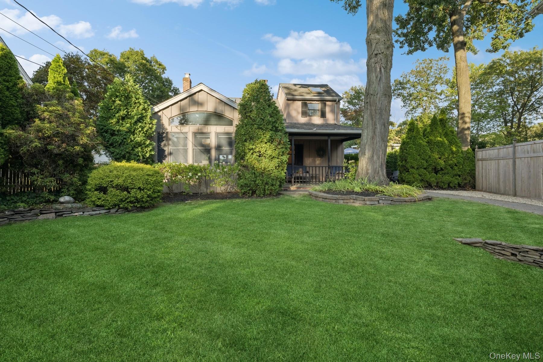 #1 photo, 115 Taft Crescent, Centerport , NY 11721