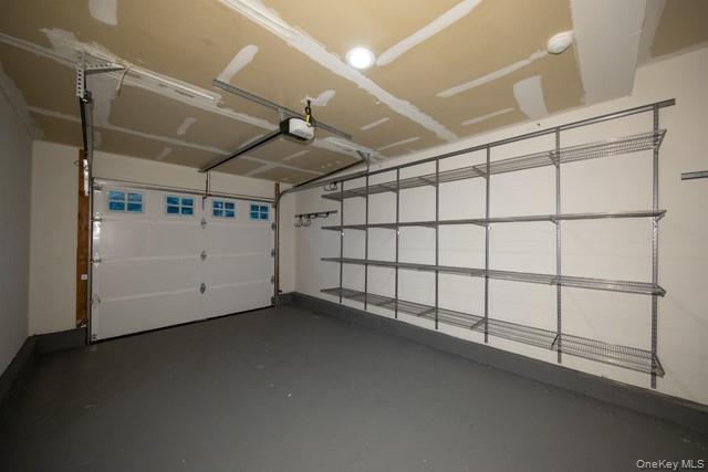 #12 photo, 51 Neal, サフォーク郡 South Setauket , NY 11720