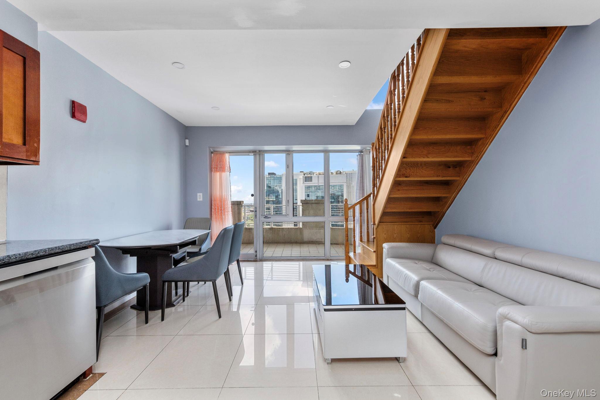 #2 photo, 37-20 Prince Street, クイーンズ区 Flushing , NY 11354