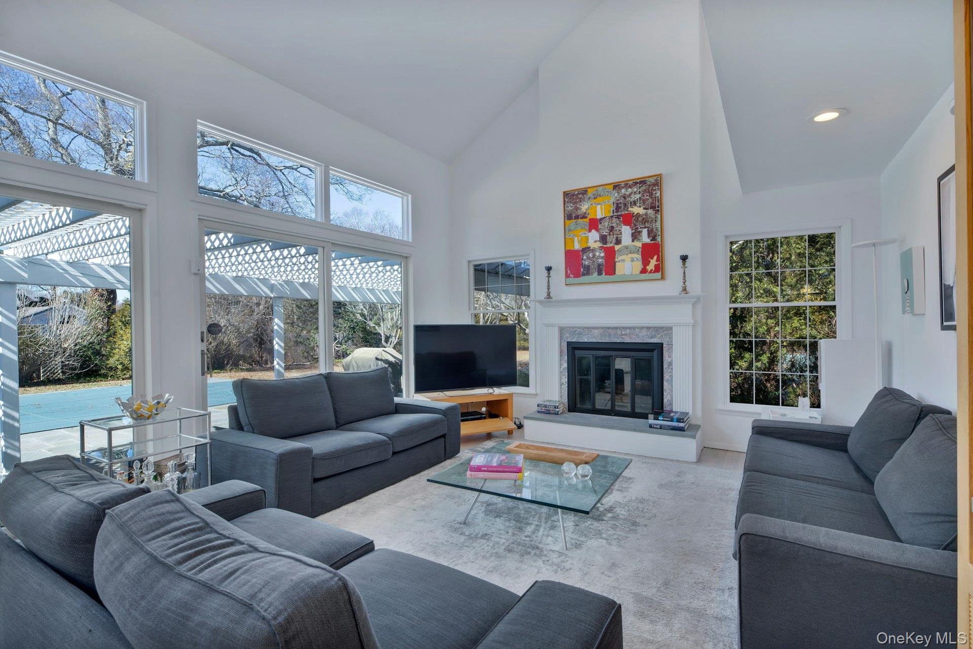 #3 photo, 94 S Country Road, サフォーク郡 Remsenburg , NY 11960