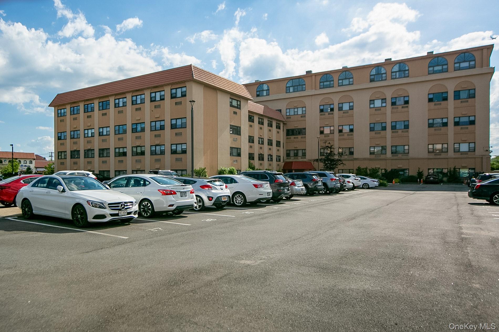 #3 photo, 185 W Park Avenue, ナッソー郡 Long Beach , NY 11561