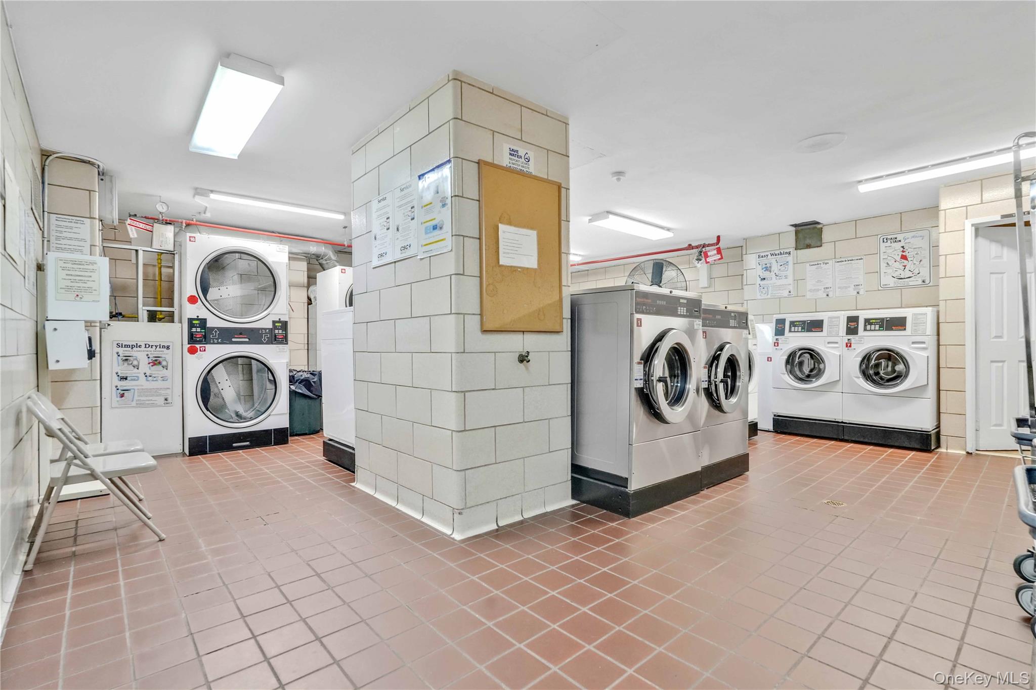 #16 photo, 66-36 Yellowstone Boulevard, クイーンズ区 Forest Hills , NY 11375