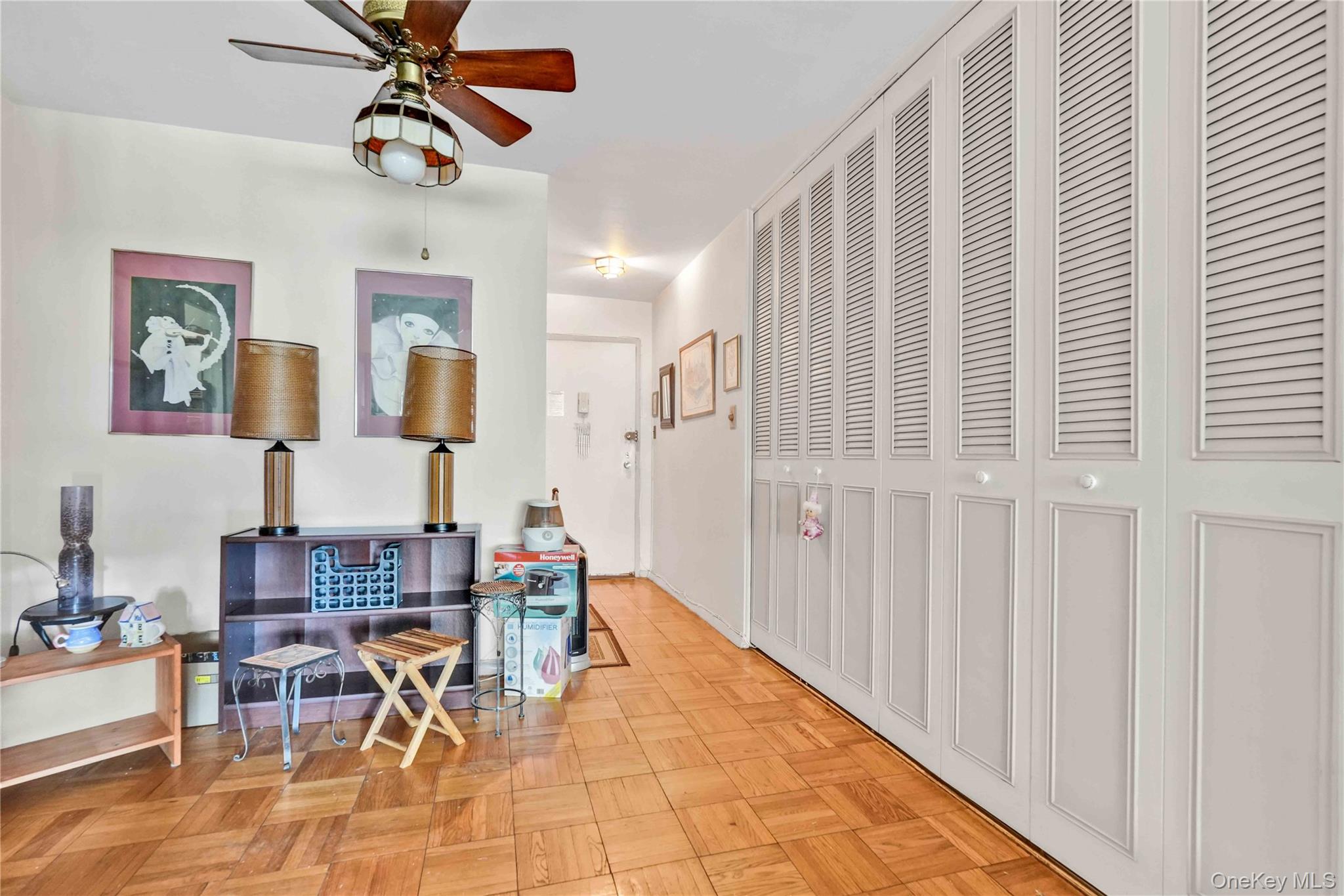 #6 photo, 66-36 Yellowstone Boulevard, クイーンズ区 Forest Hills , NY 11375