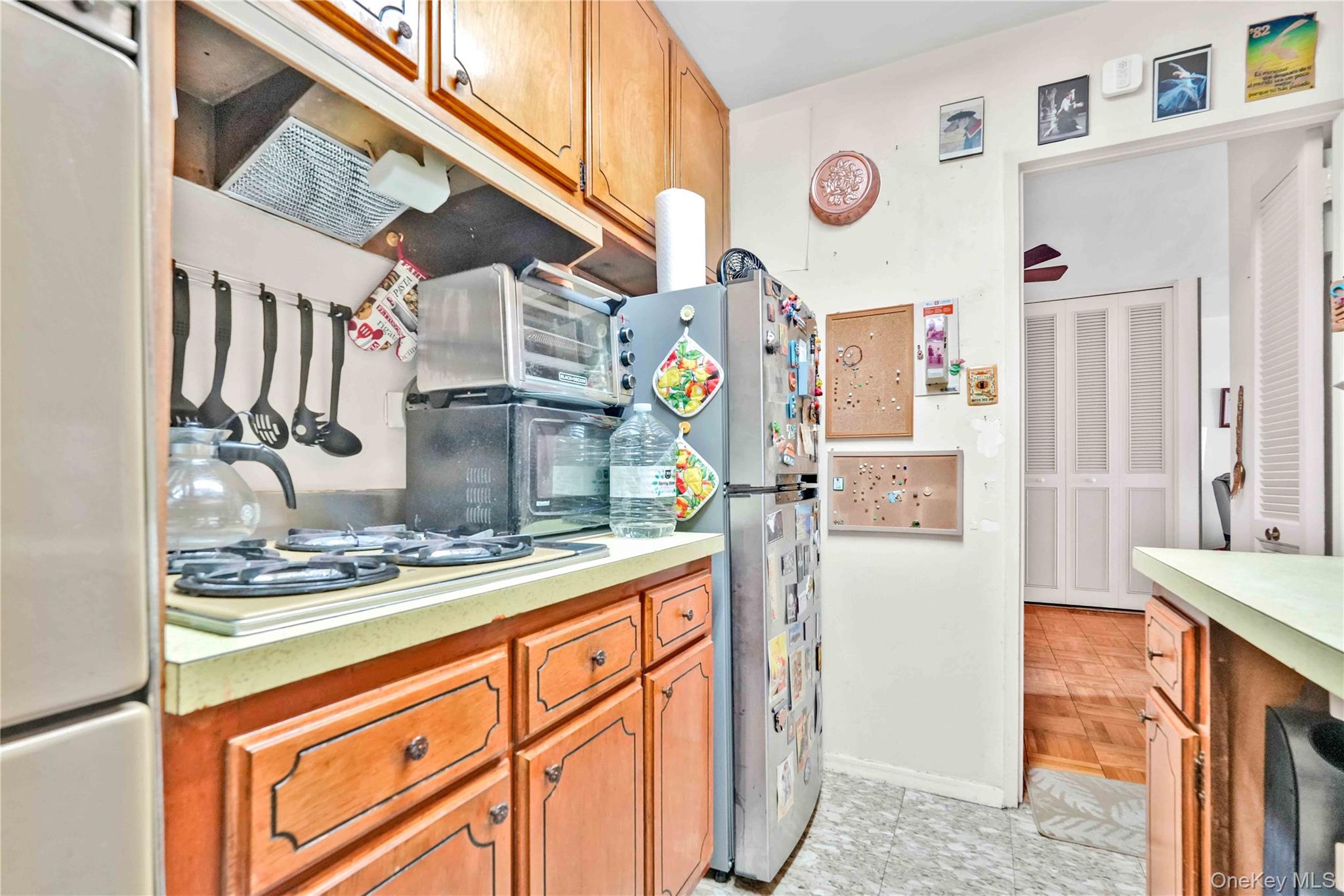 #9 photo, 66-36 Yellowstone Boulevard, クイーンズ区 Forest Hills , NY 11375