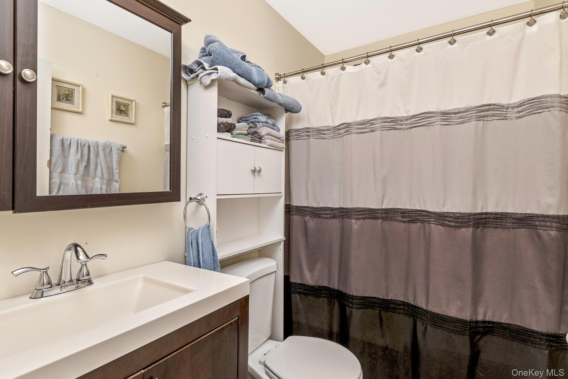 #15 photo, 169 Pawnee Avenue, सफ़ोक काउंटी Mastic , NY 11950