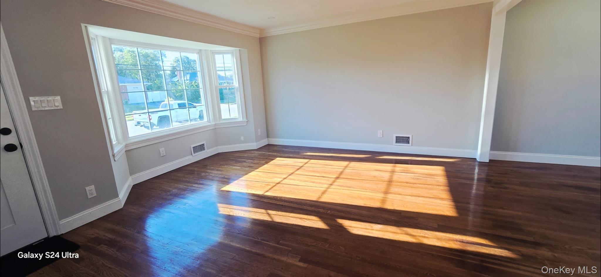 #6 photo, 125 Burlington Avenue, Deer Park , NY 11729