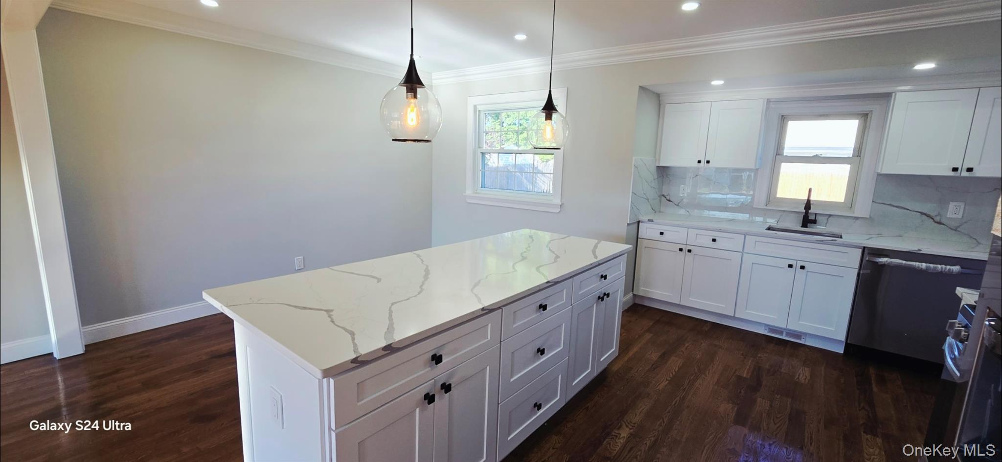 #8 photo, 125 Burlington Avenue, Deer Park , NY 11729