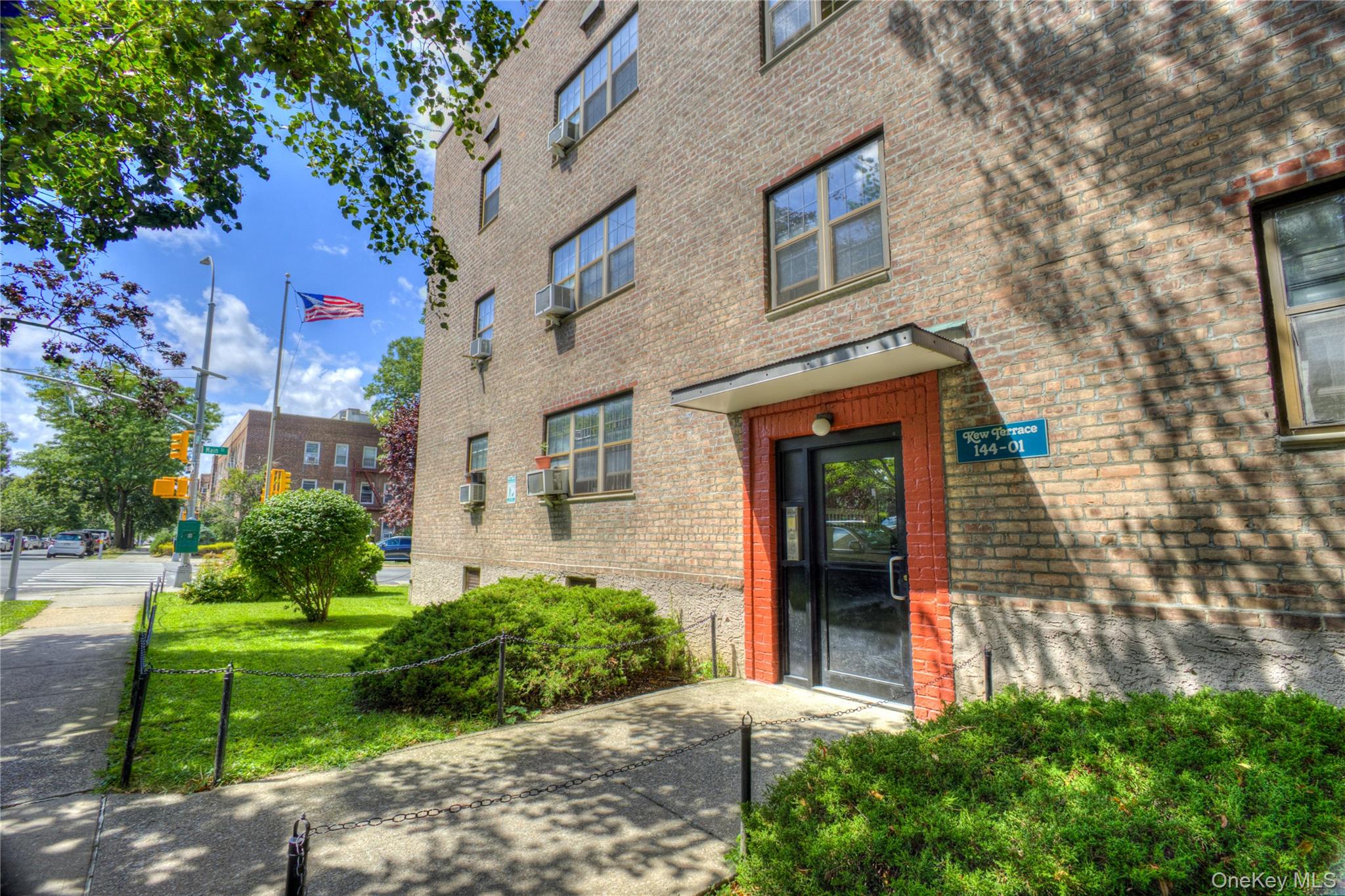 #1 photo, 14401 78th Road, クイーンズ区 Kew Garden Hills , NY 11367