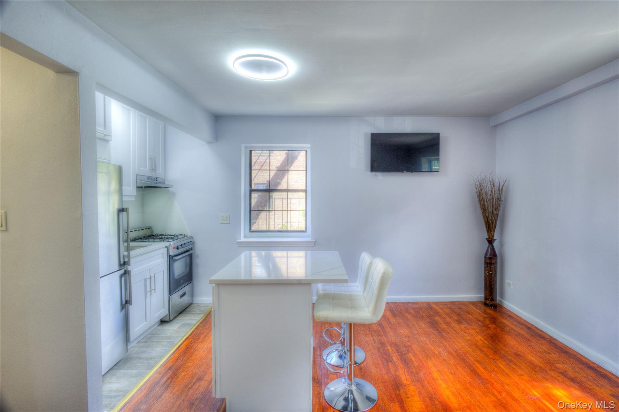 #10 photo, 14401 78th Road, クイーンズ区 Kew Garden Hills , NY 11367