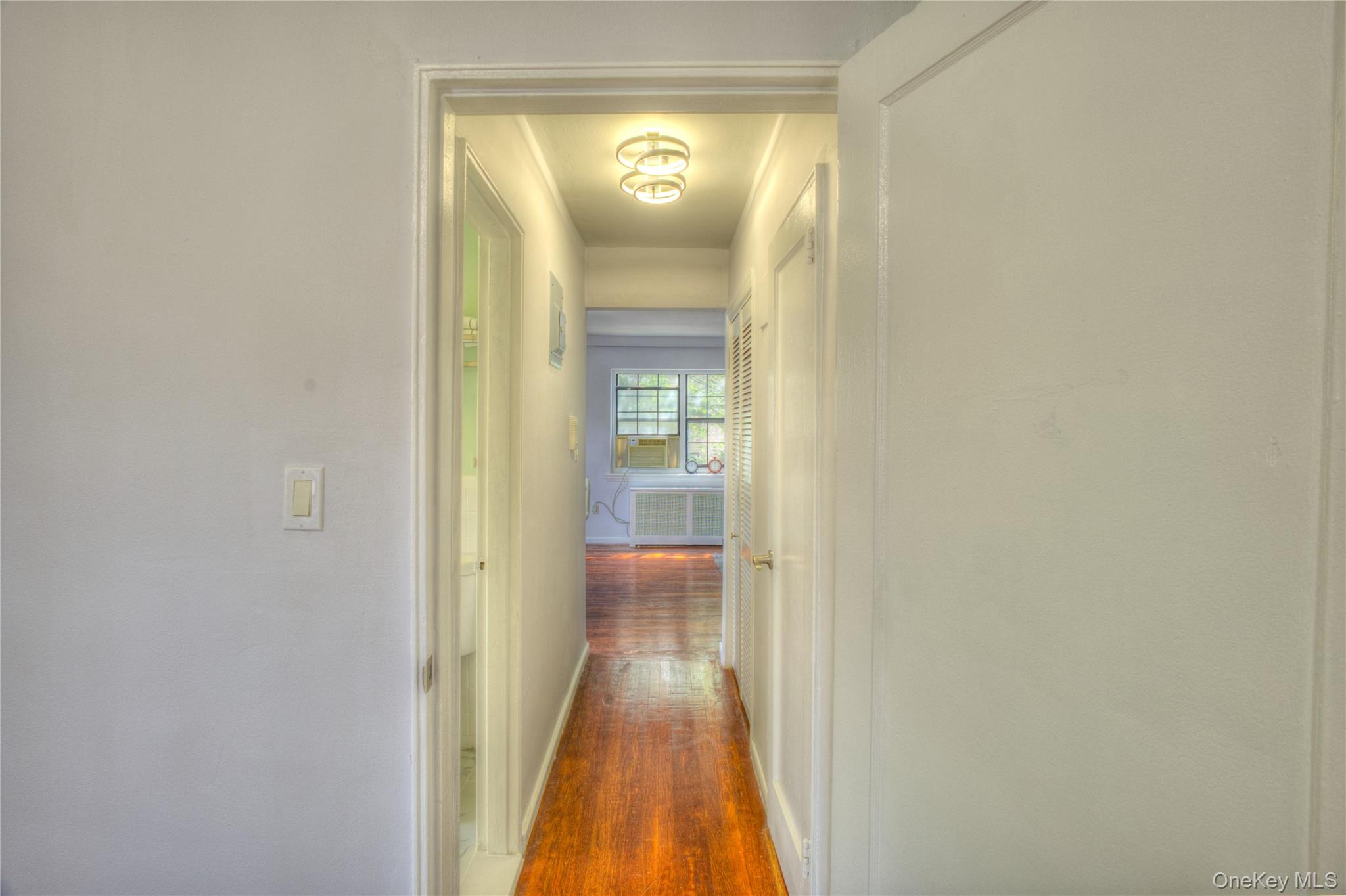 #18 photo, 14401 78th Road, クイーンズ区 Kew Garden Hills , NY 11367