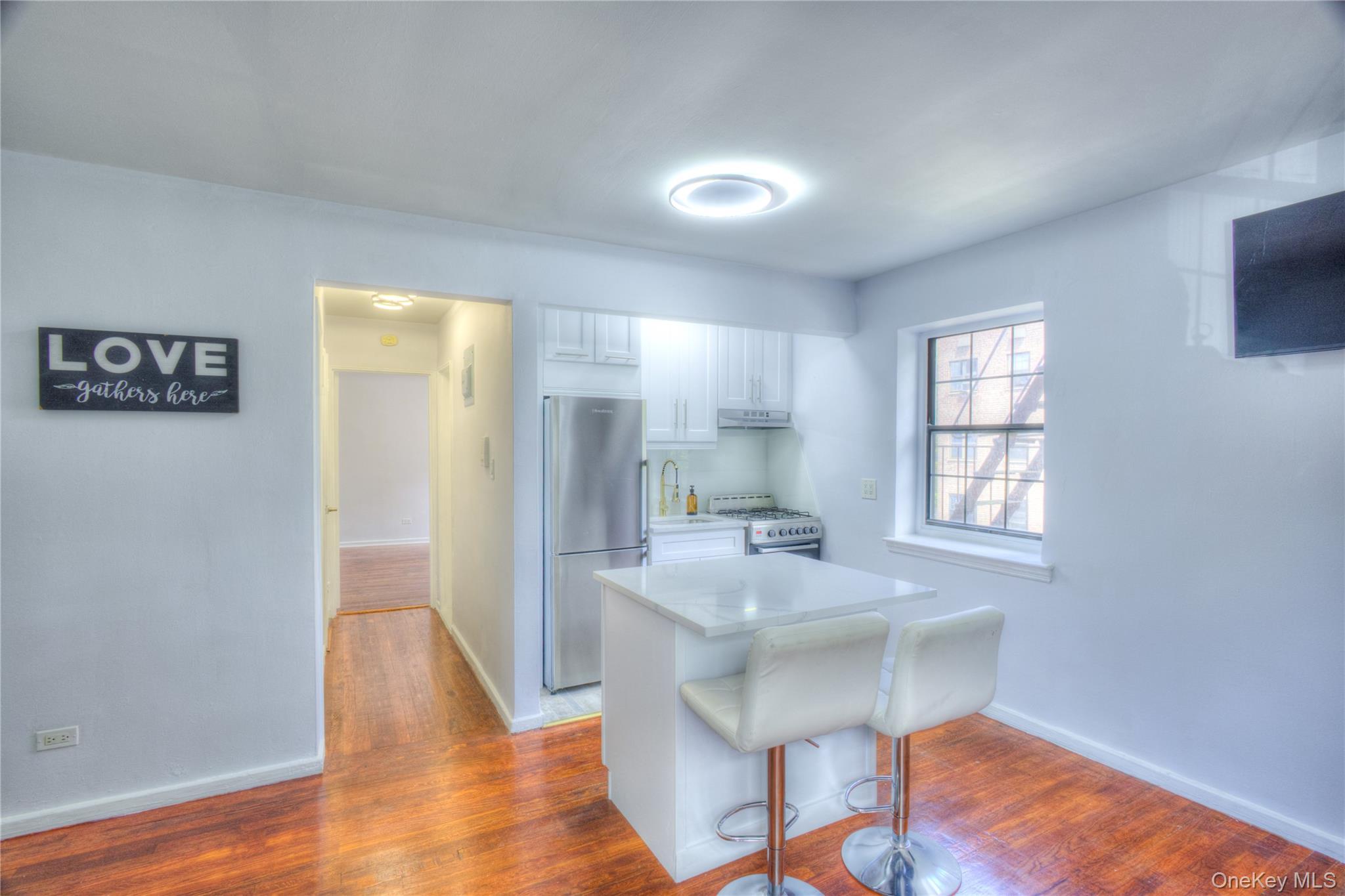 #7 photo, 14401 78th Road, クイーンズ区 Kew Garden Hills , NY 11367