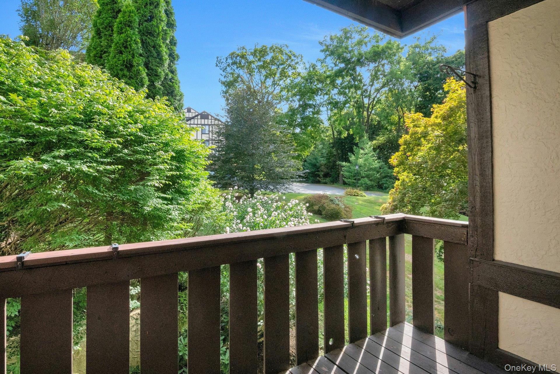 #5 photo, 60 Foxwood Drive, Pleasantville , NY 10570