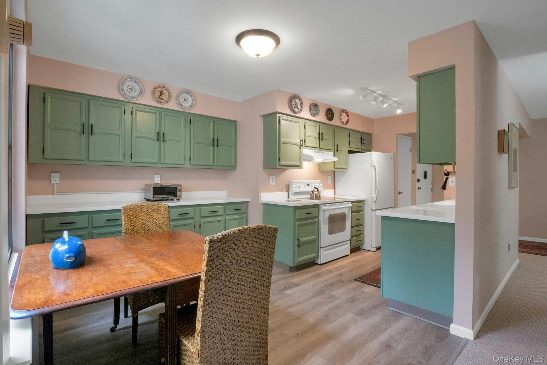 #7 photo, 60 Foxwood Drive, Pleasantville , NY 10570