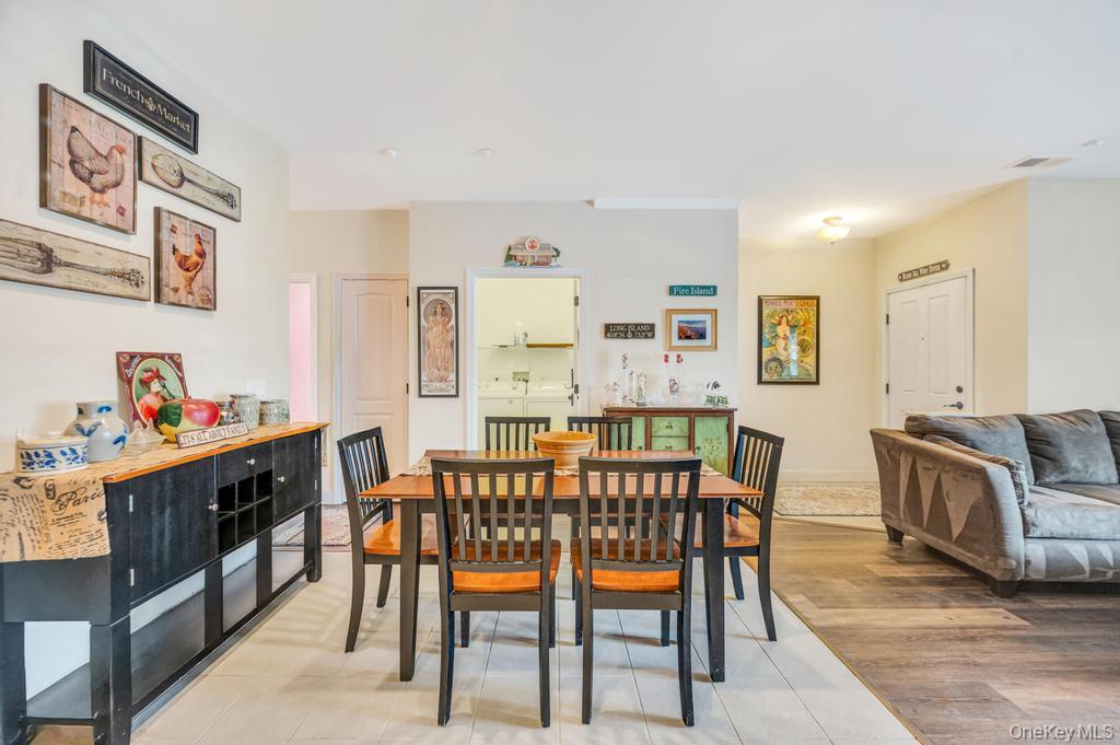 #15 photo, 305 Okeefe Court, サフォーク郡 Oakdale , NY 11769