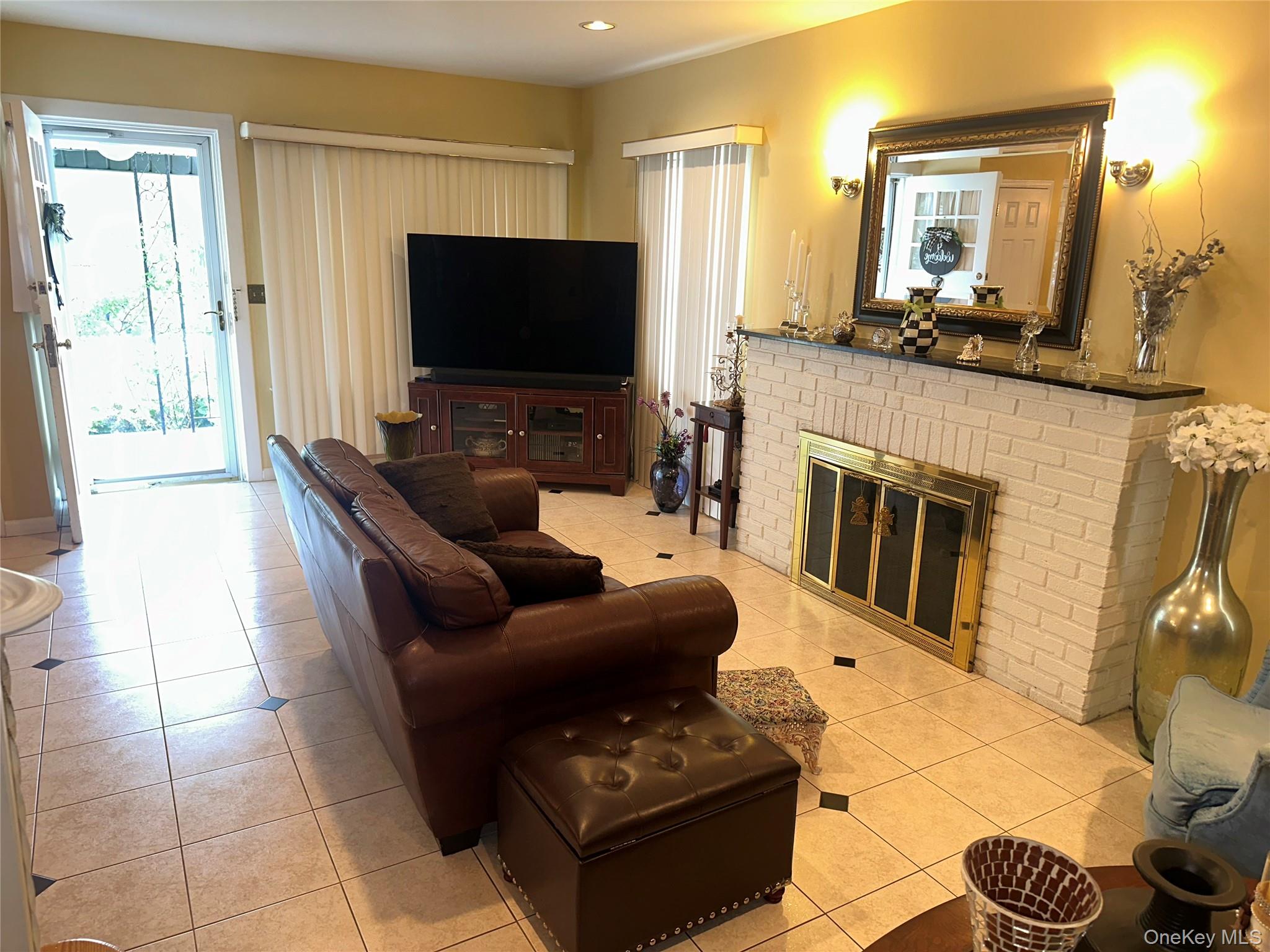 #11 photo, 9 Christabel Street, ナッソー郡 Lynbrook , NY 11563