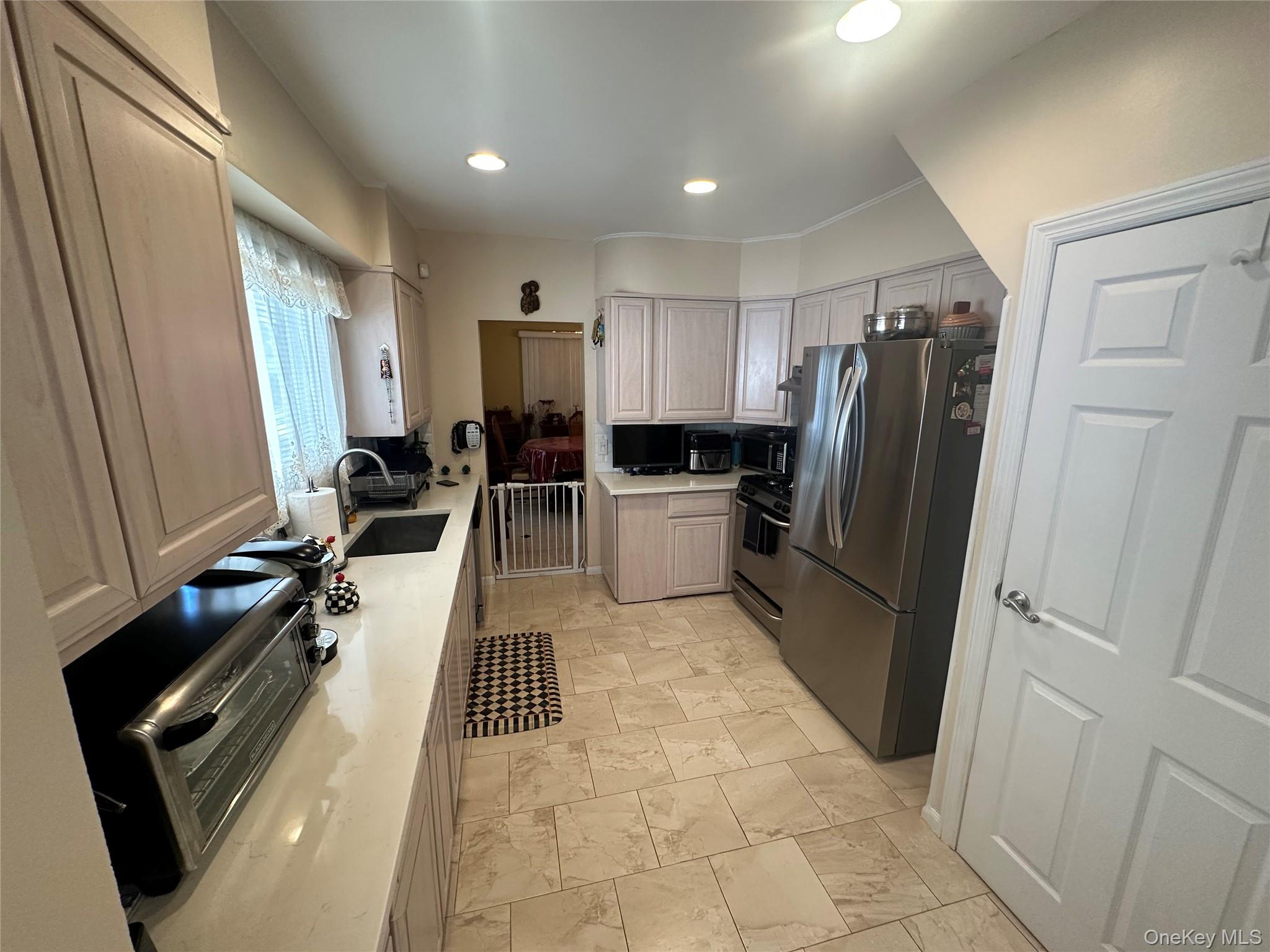 #12 photo, 9 Christabel Street, ナッソー郡 Lynbrook , NY 11563