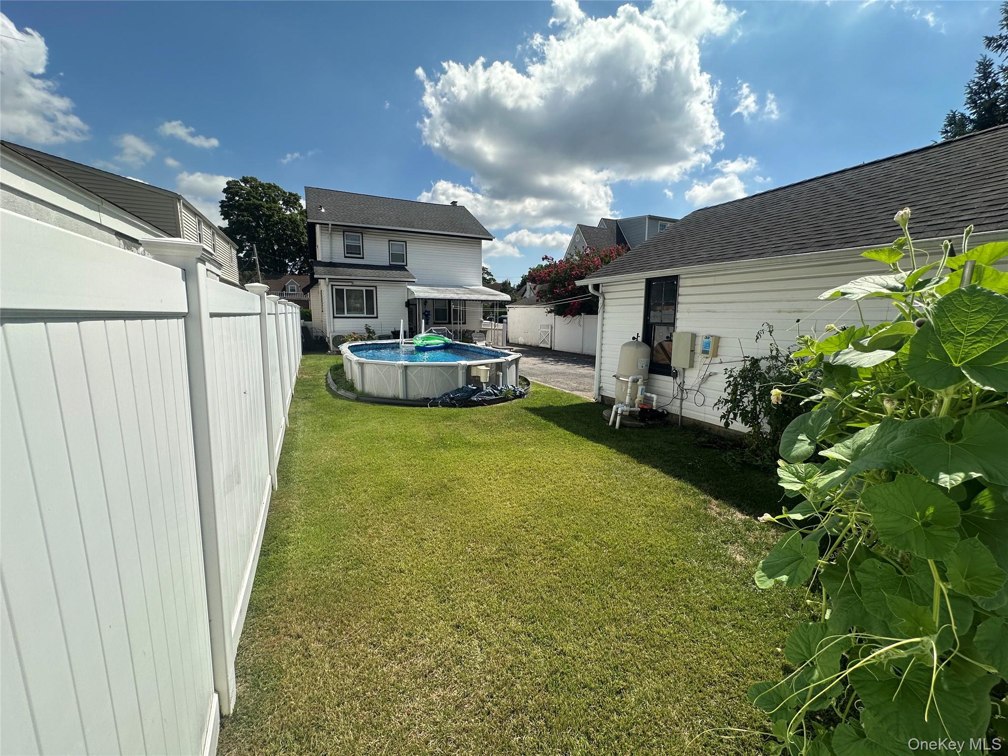 #3 photo, 9 Christabel Street, ナッソー郡 Lynbrook , NY 11563