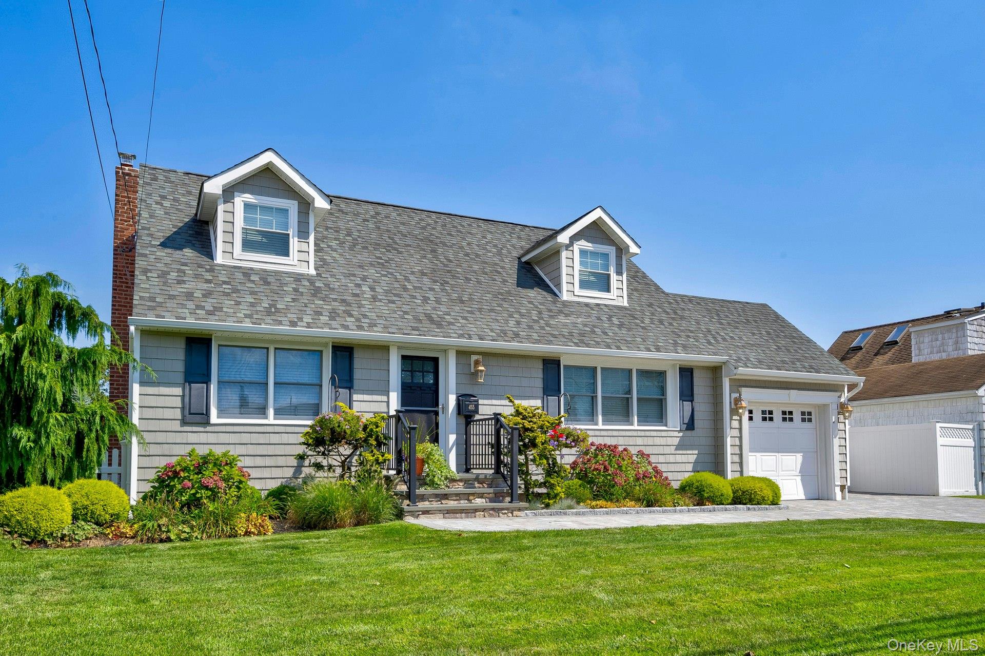 #1 photo, 455 Atlantic Avenue, ナッソー郡 Massapequa Park , NY 11762