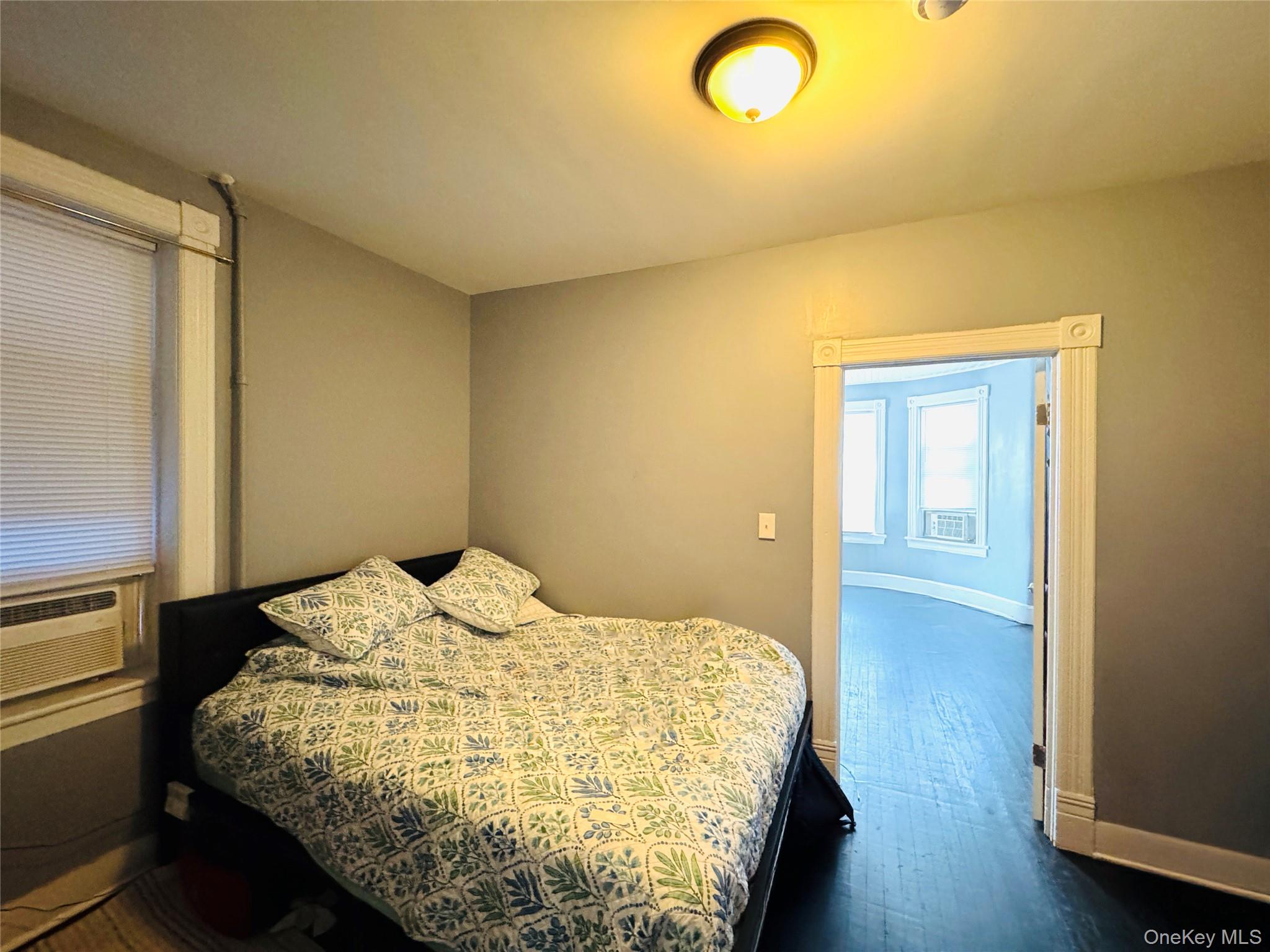 #4 photo, 76 Benkard Avenue, Newburgh , NY 12550