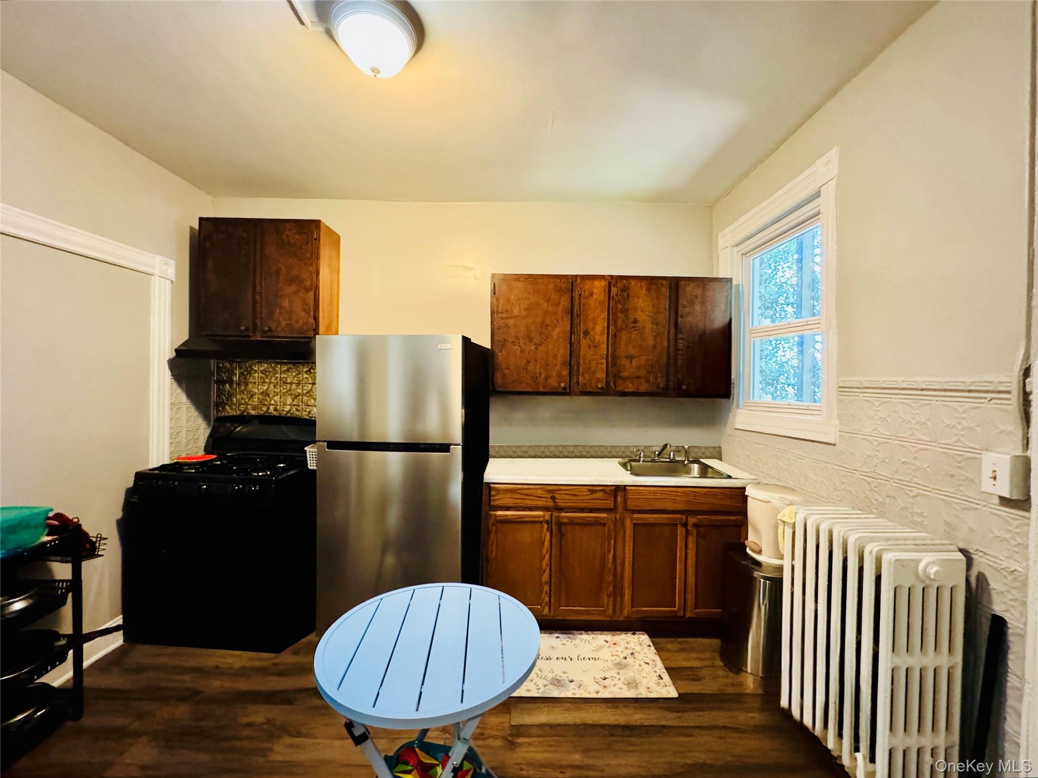 #6 photo, 76 Benkard Avenue, Newburgh , NY 12550