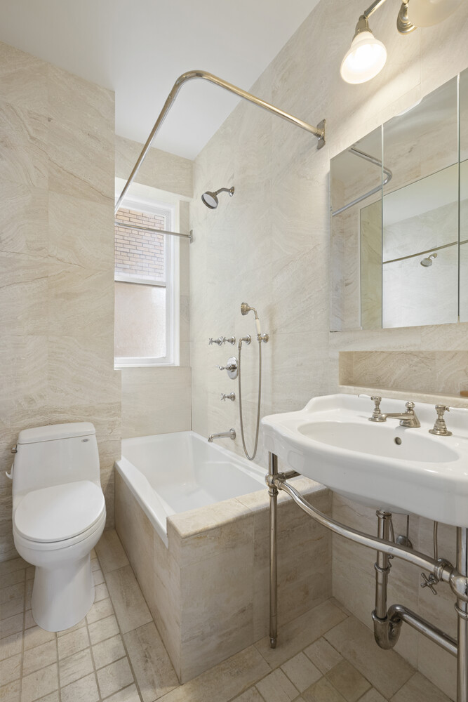 #11 photo, 103 E 84TH Street, マンハッタン Upper East Side , NY 10028