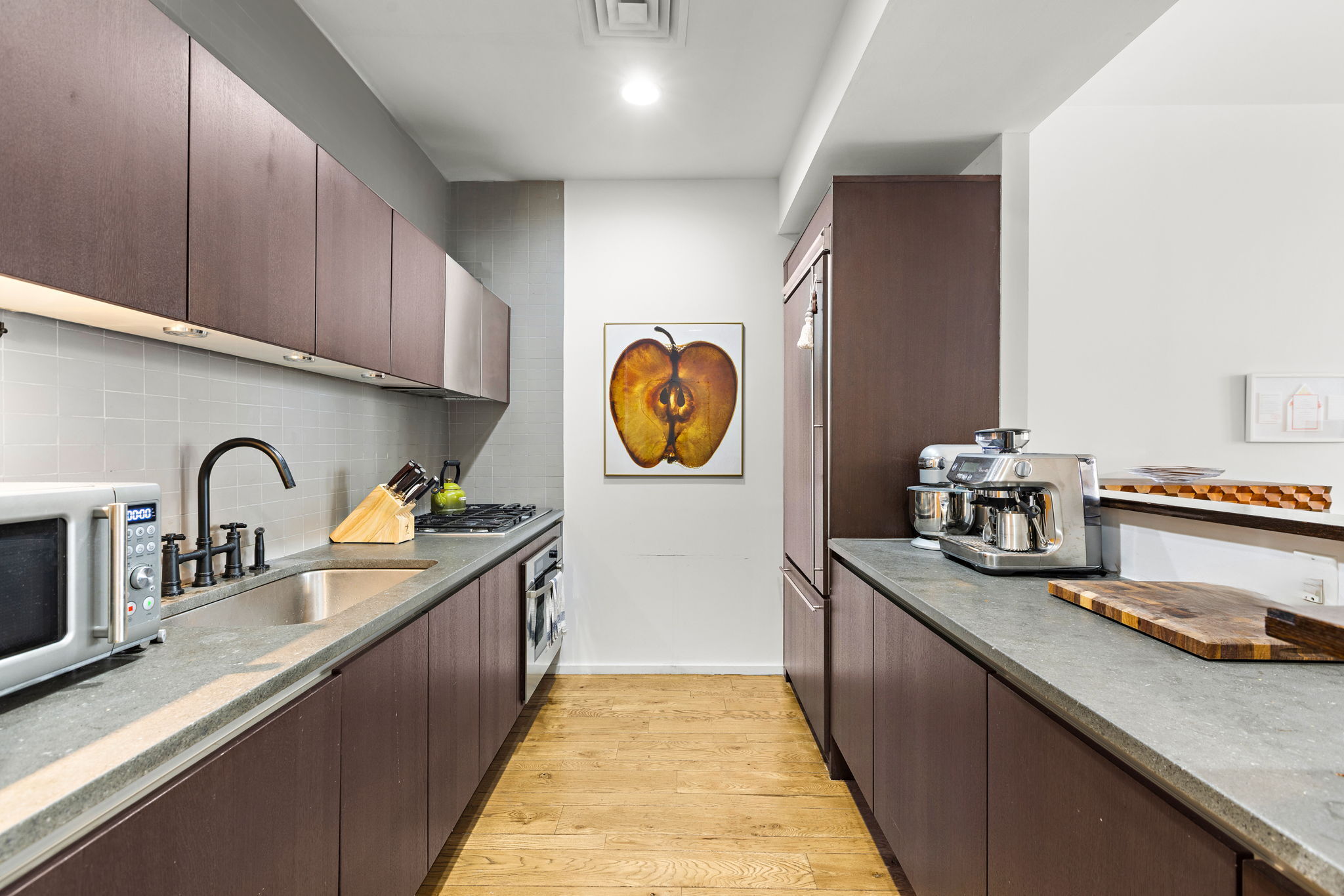 #7 photo, 21 Astor Place, マンハッタン NoHo , NY 10003