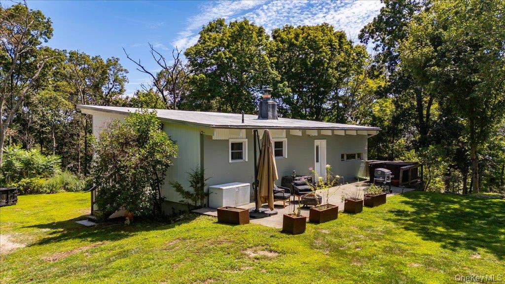 #1 photo, 286 Oscawana Lake Road, Putnam Valley , NY 10579