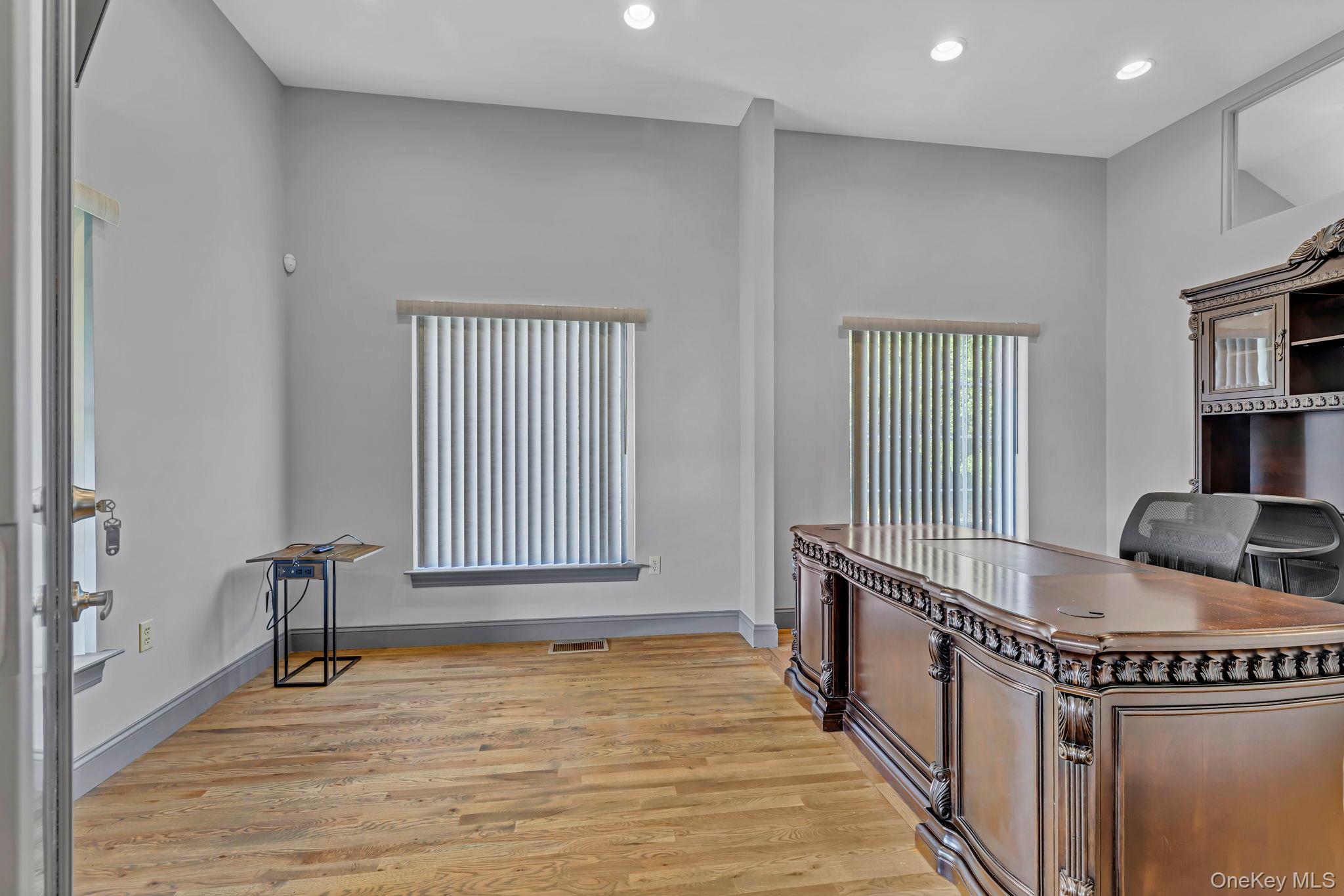 #19 photo, 593 Route 211, Middletown , NY 10941