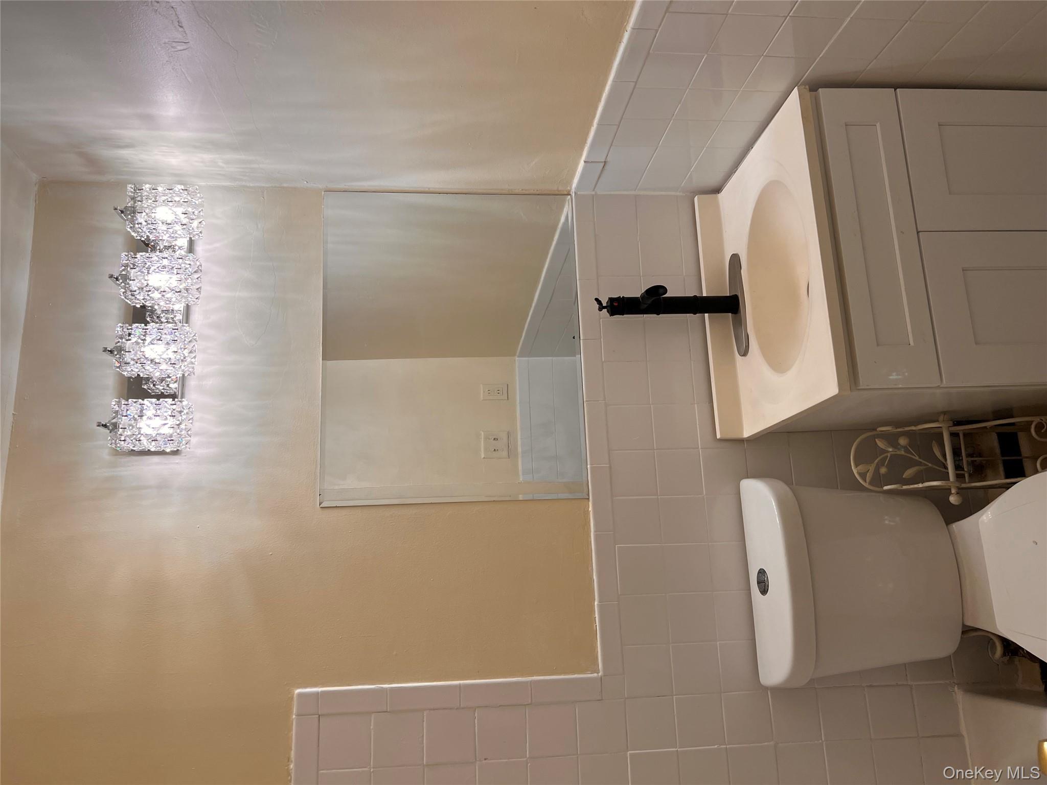 #3 photo, 4327A 54th Street, クイーンズ区 Woodside , NY 11377