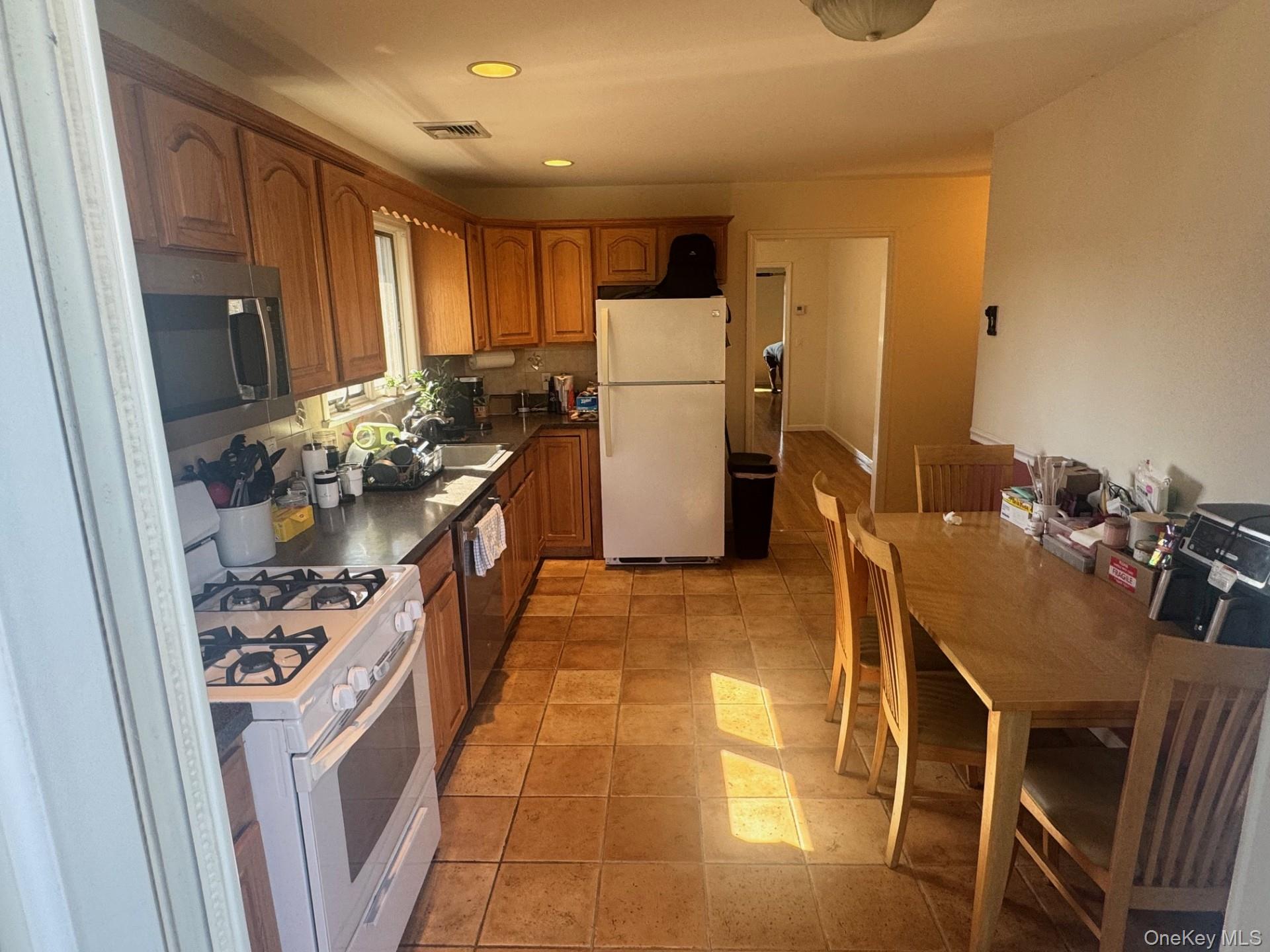 #2 photo, 34 Cypress Street, Yonkers , NY 10704