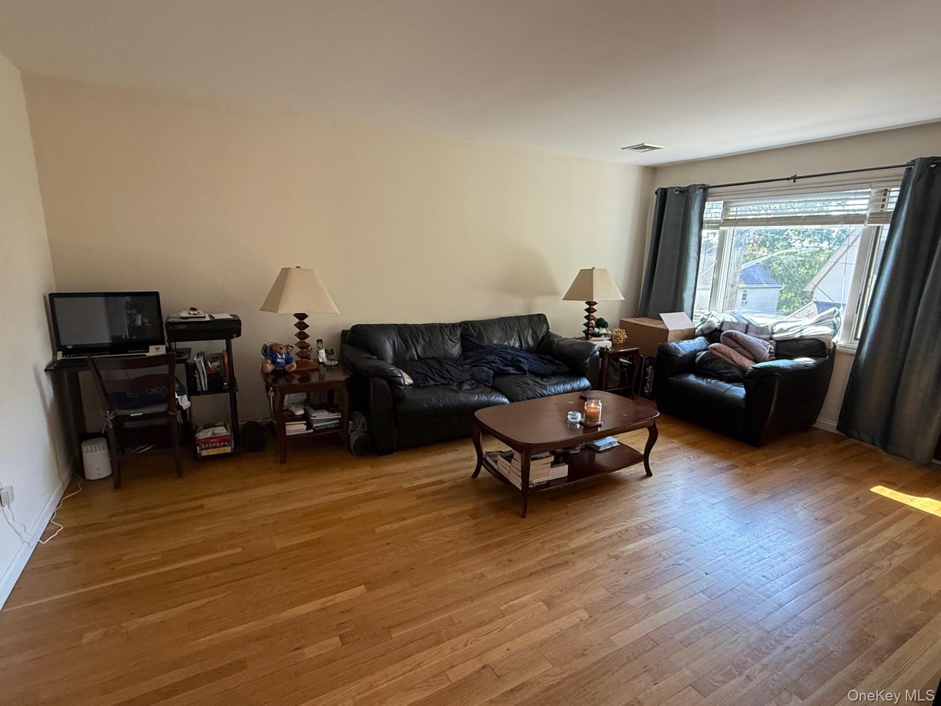 #5 photo, 34 Cypress Street, Yonkers , NY 10704