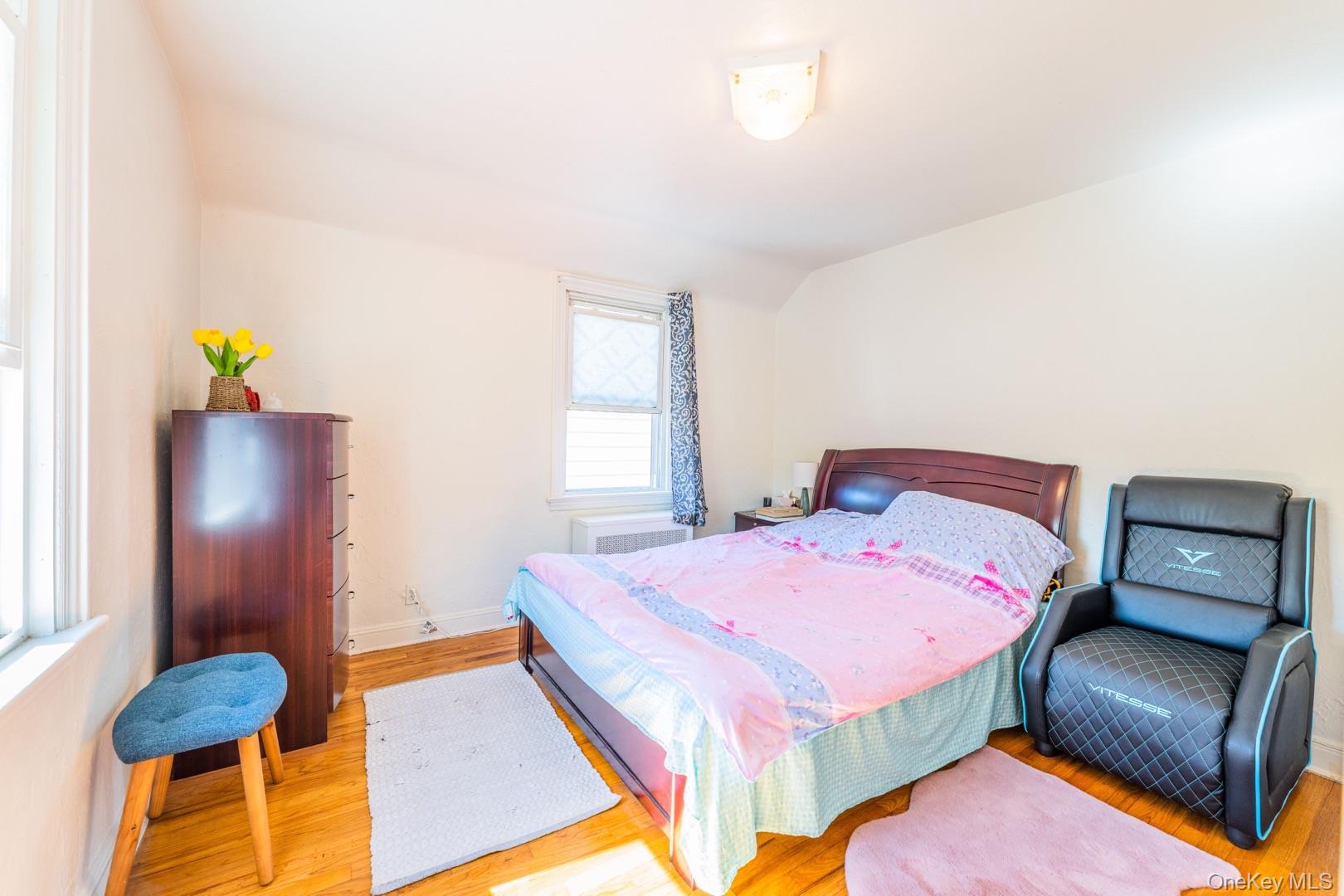 #13 photo, 13049 217th Street, クイーンズ区 Laurelton , NY 11413