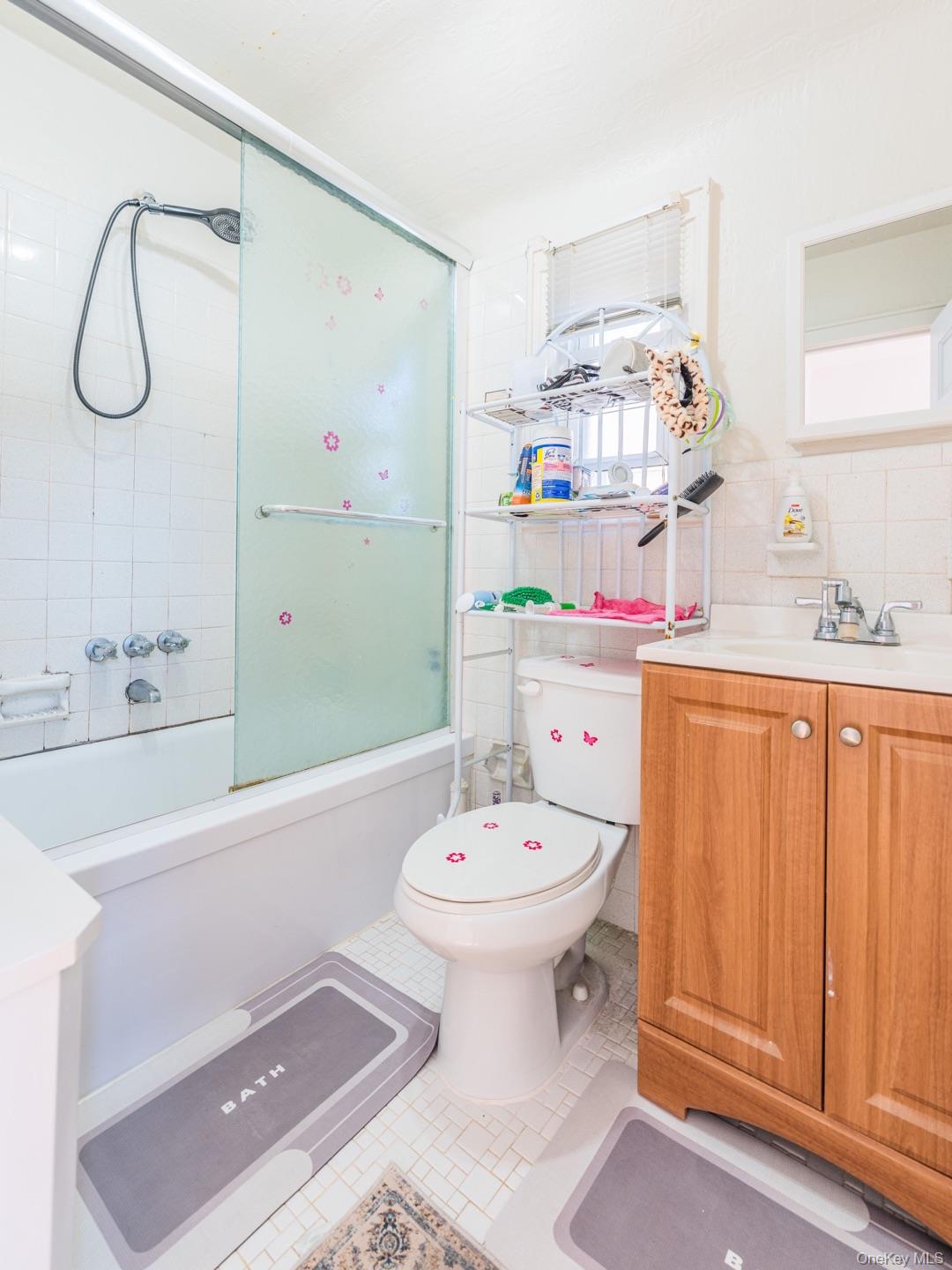 #16 photo, 13049 217th Street, クイーンズ区 Laurelton , NY 11413