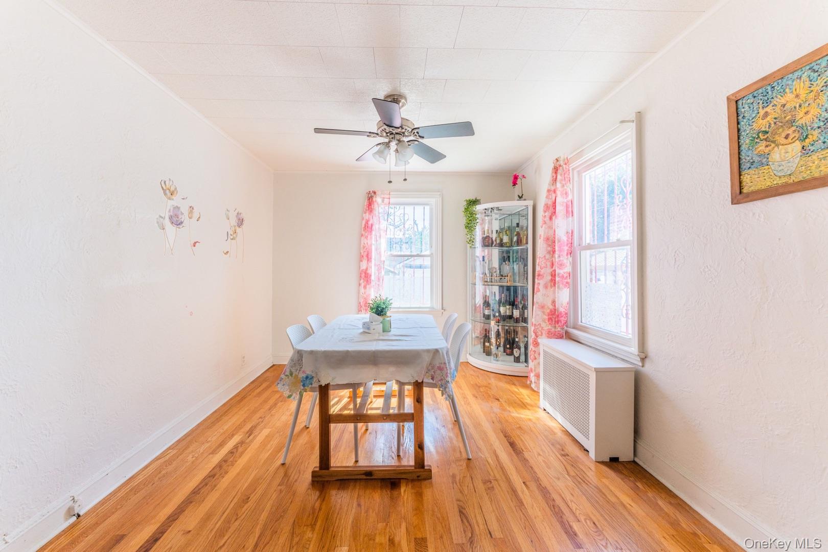 #9 photo, 13049 217th Street, クイーンズ区 Laurelton , NY 11413