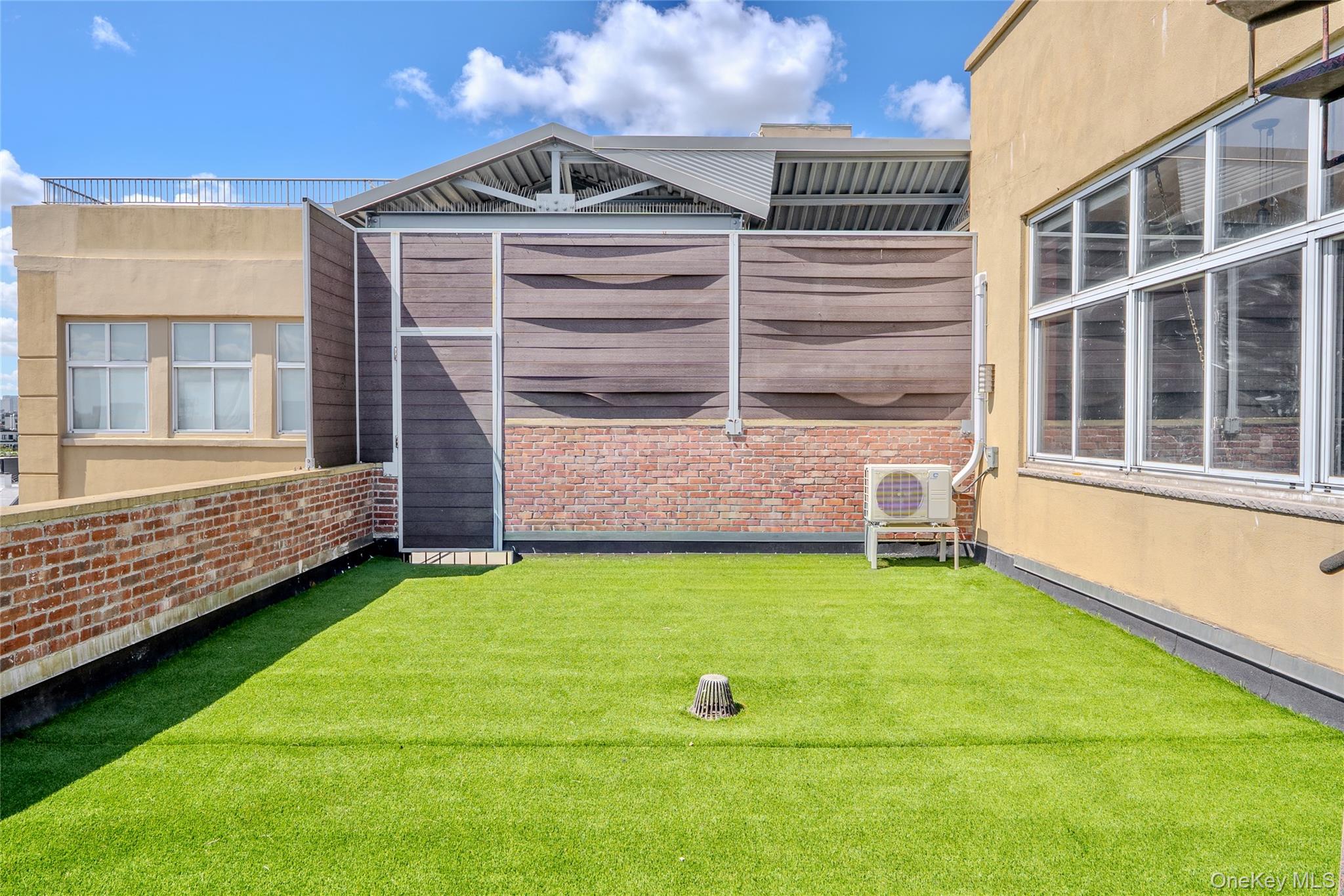 #15 photo, 231 Norman Avenue, Brooklyn , NY 11222