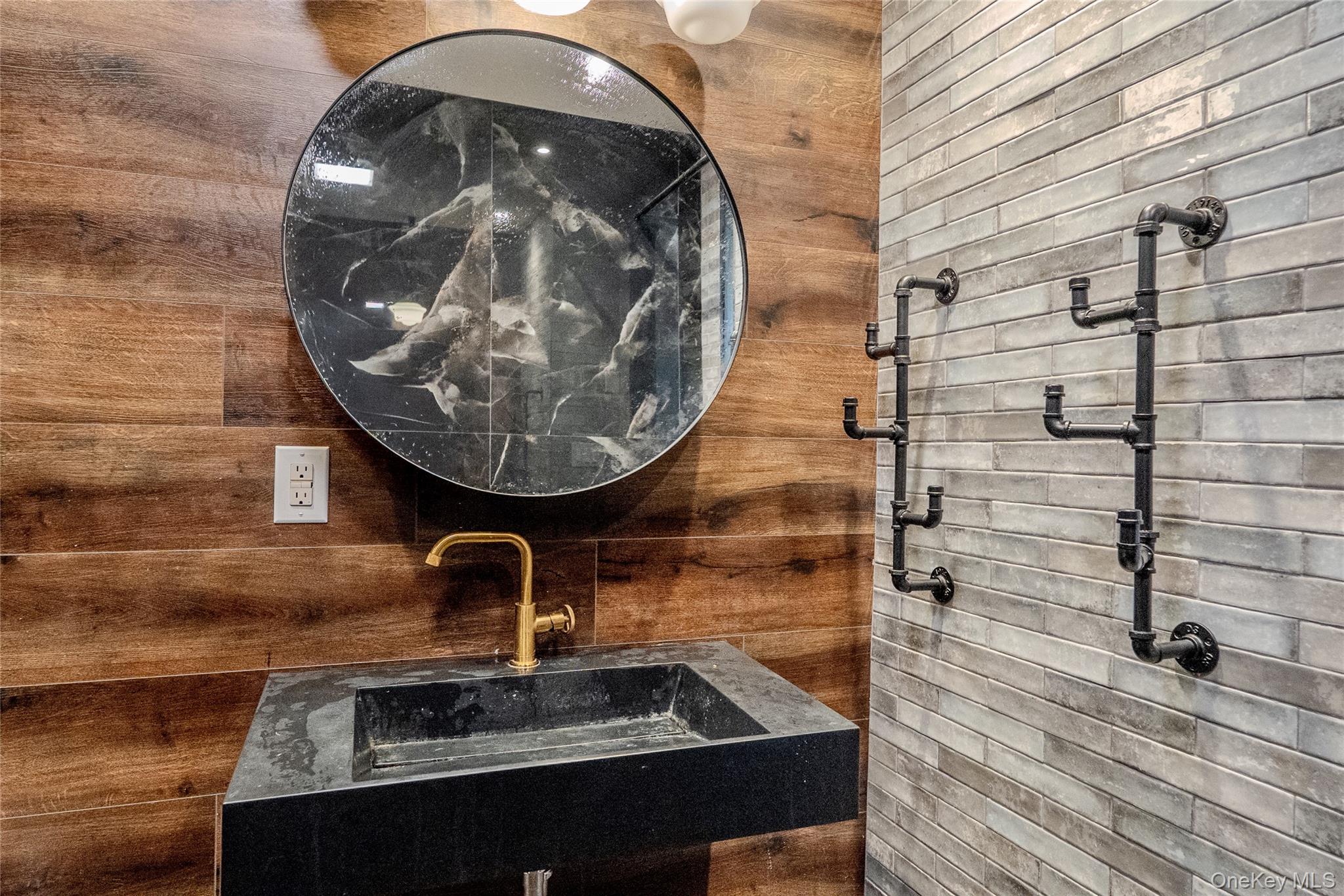 #9 photo, 231 Norman Avenue, Brooklyn , NY 11222