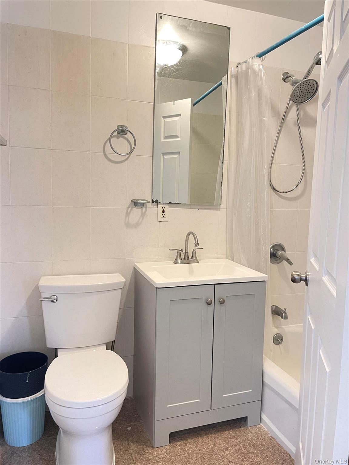 #11 photo, 144-48 Roosevelt Avenue, クイーンズ区 Flushing , NY 11354