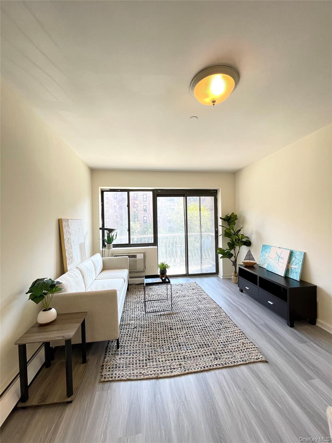 #4 photo, 144-48 Roosevelt Avenue, クイーンズ区 Flushing , NY 11354