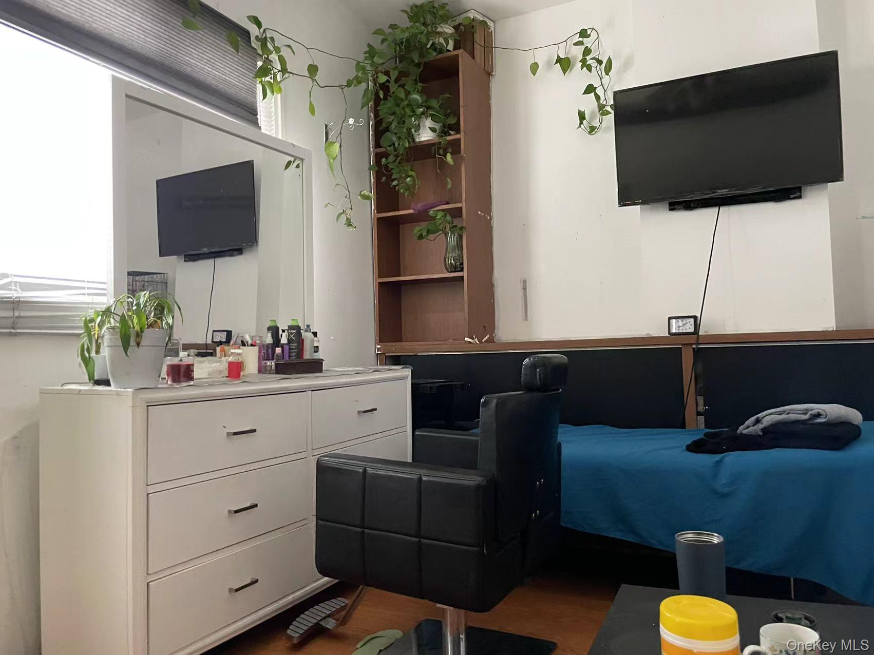 #6 photo, 37-43 58th Street, クイーンズ区 Woodside , NY 11377