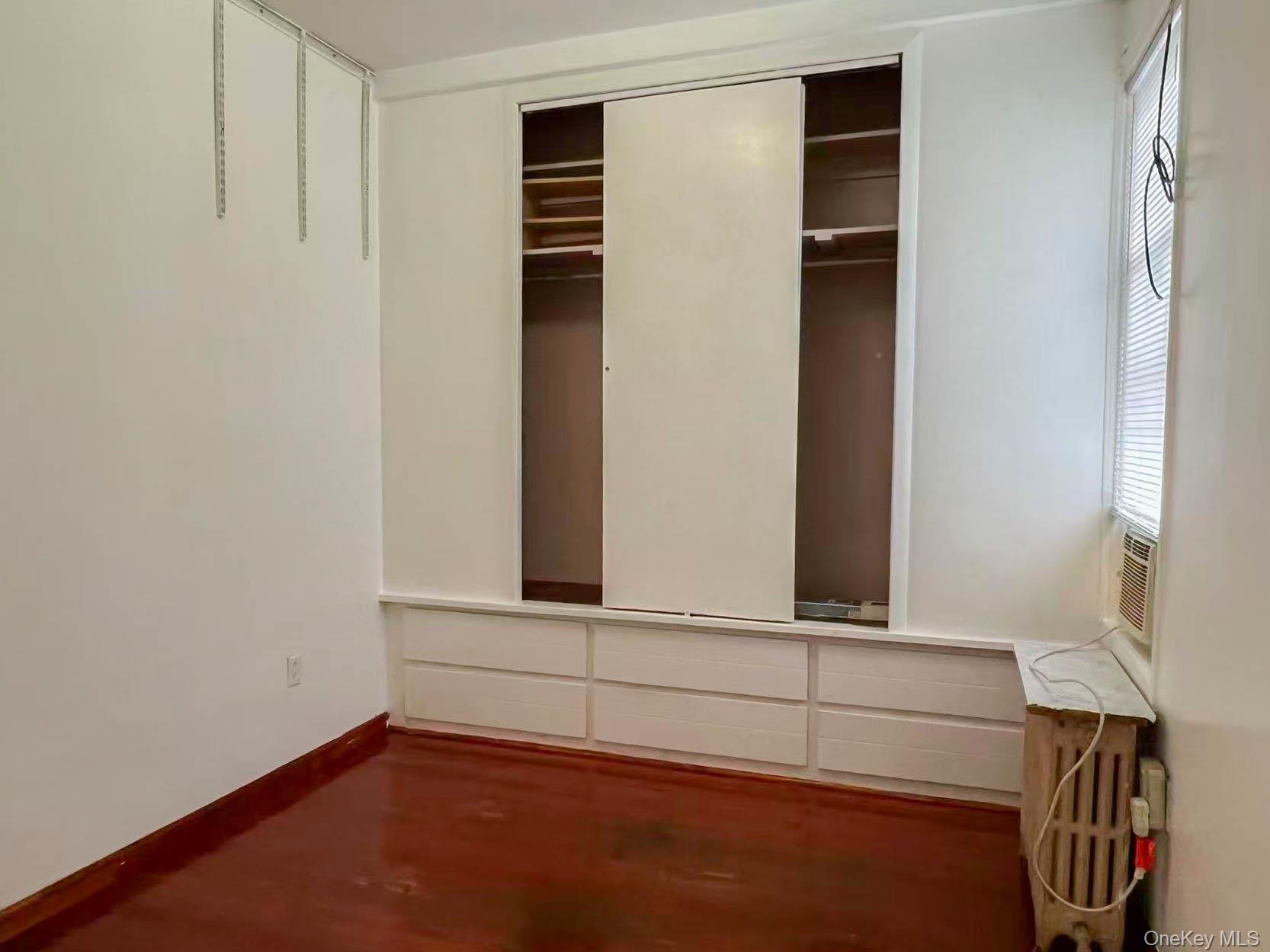 #3 photo, 2232 124th Street, クイーンズ区 College Point , NY 11356