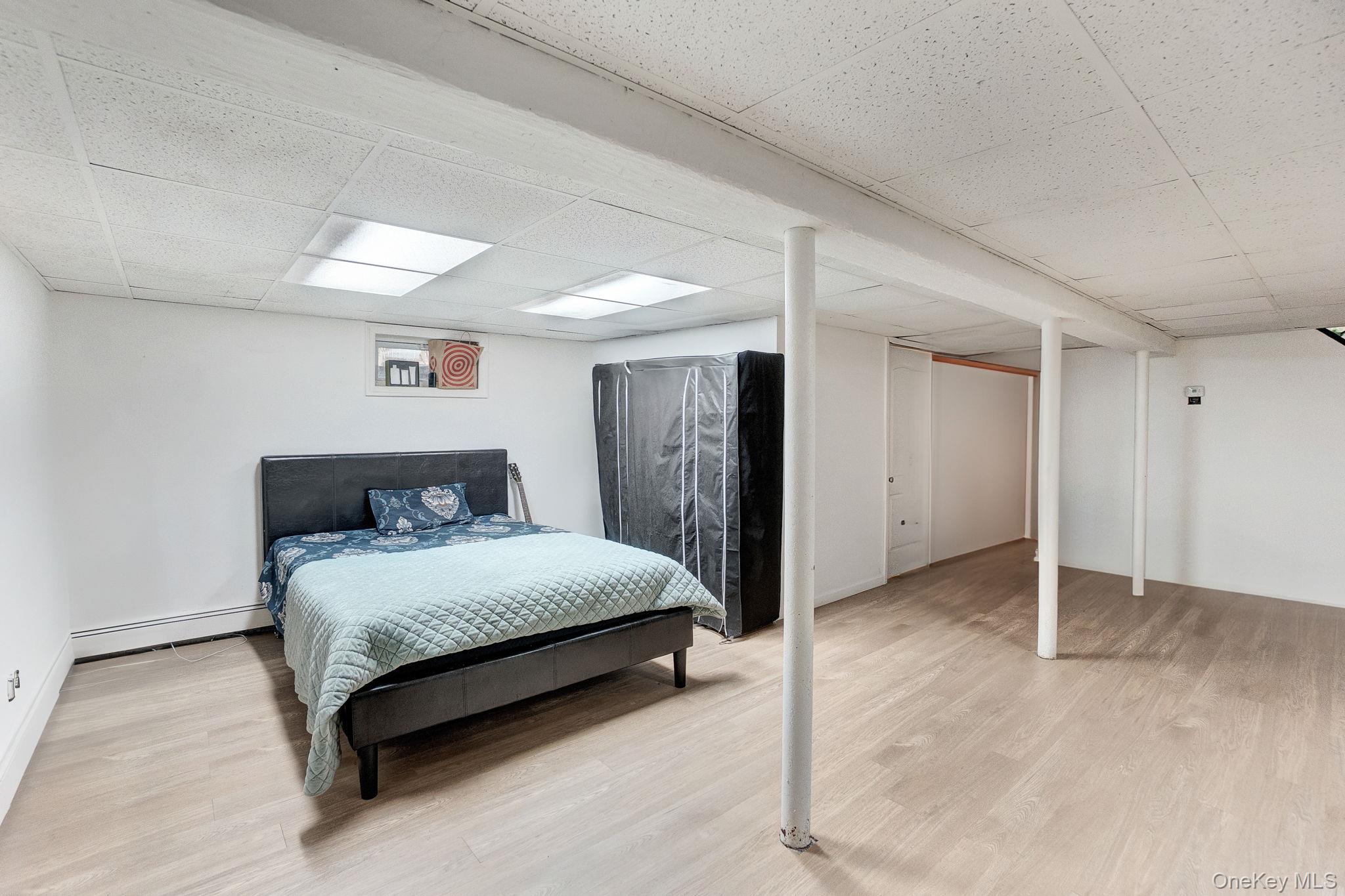 #12 photo, 57 1st Street, ナッソー郡 Hicksville , NY 11801