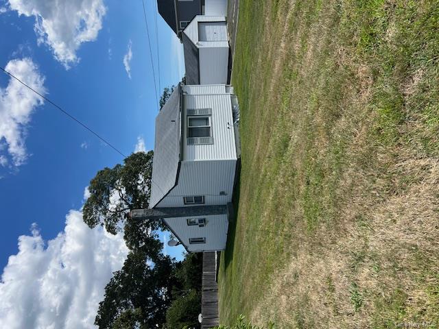 #2 photo, 443 Adirondack Drive, サフォーク郡 Farmingville , NY 11738